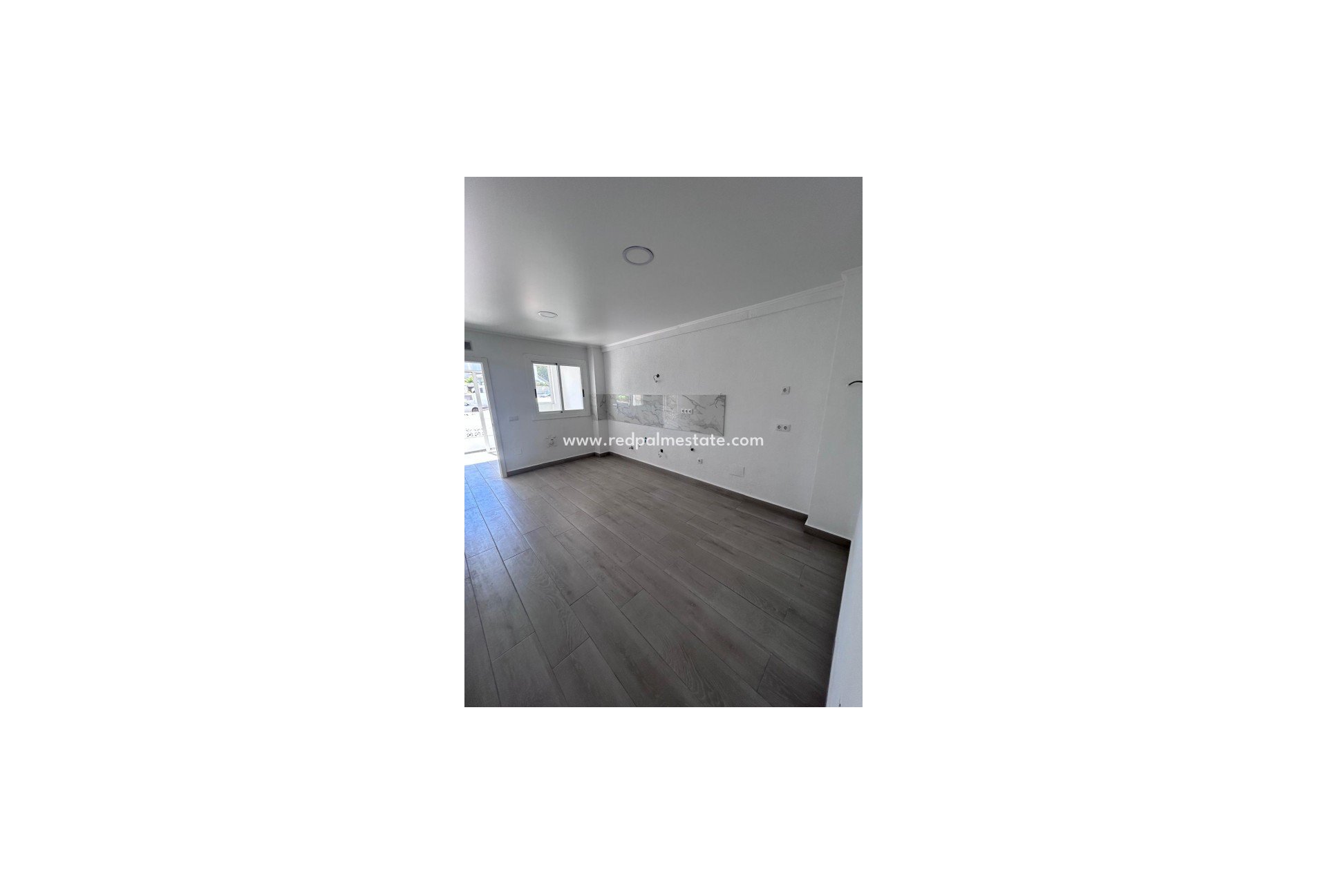 Återförsäljning - Radhus -
Torrevieja