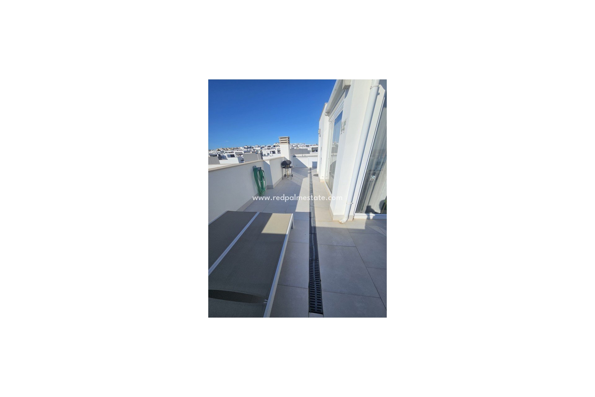 Återförsäljning - Radhus -
Torrevieja