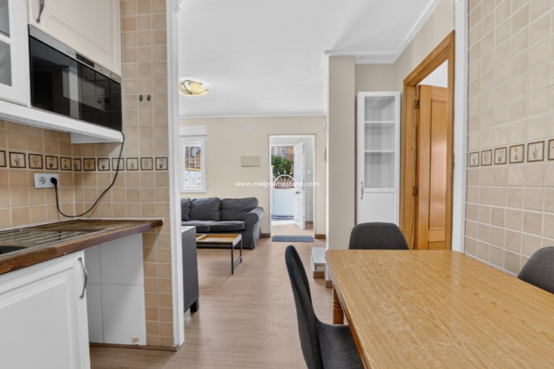 Återförsäljning - Radhus -
Torrevieja