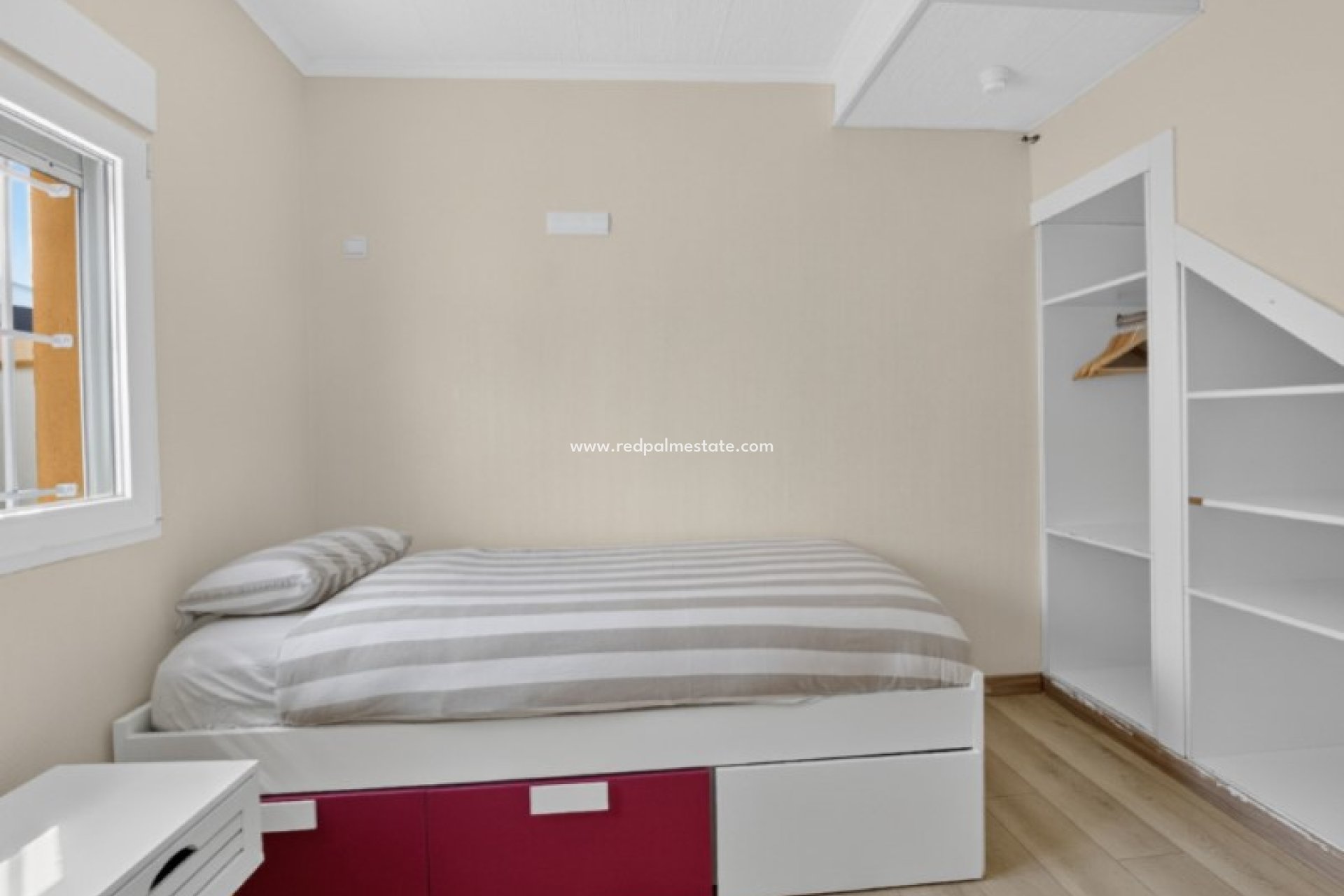 Återförsäljning - Radhus -
Torrevieja