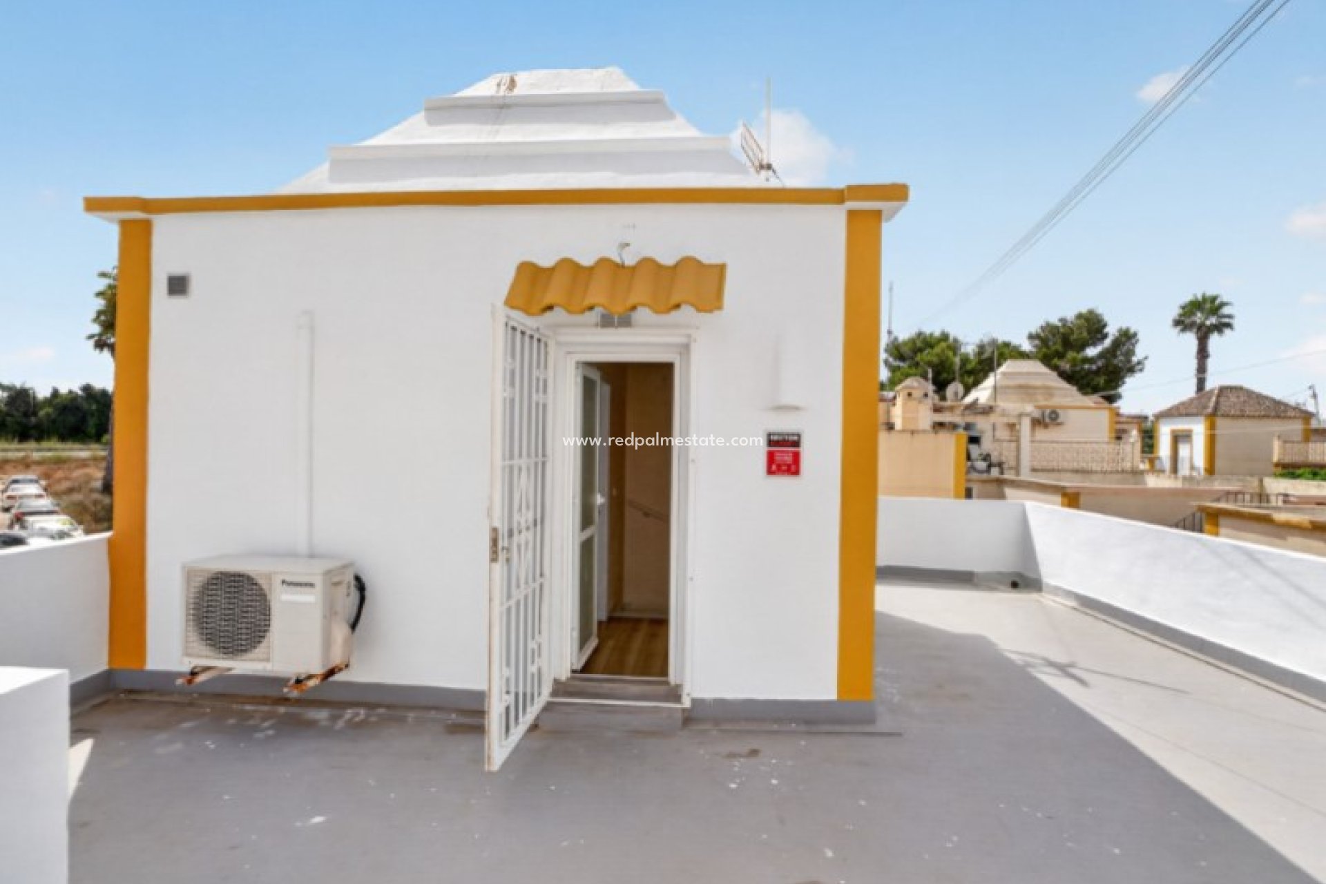 Återförsäljning - Radhus -
Torrevieja