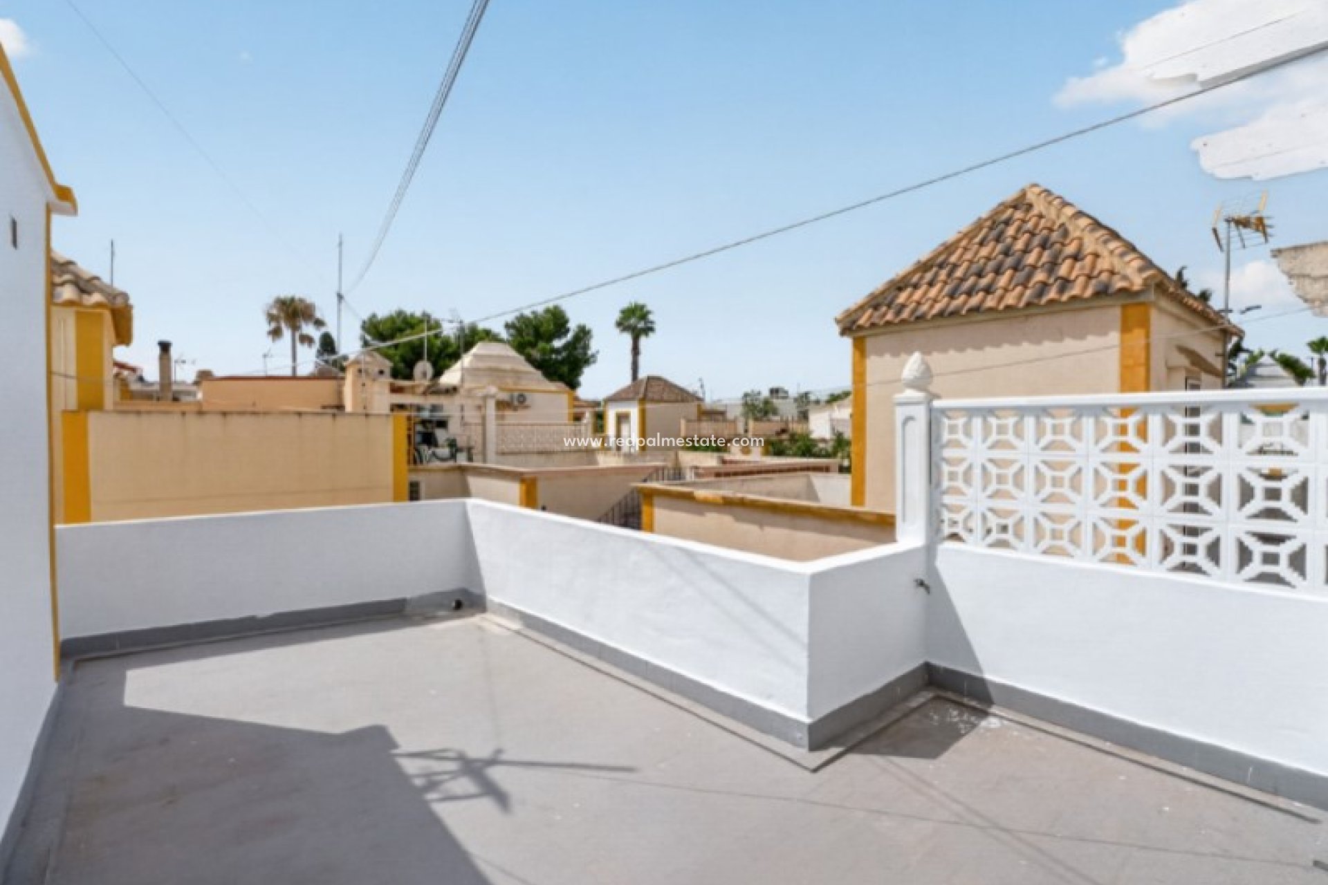 Återförsäljning - Radhus -
Torrevieja