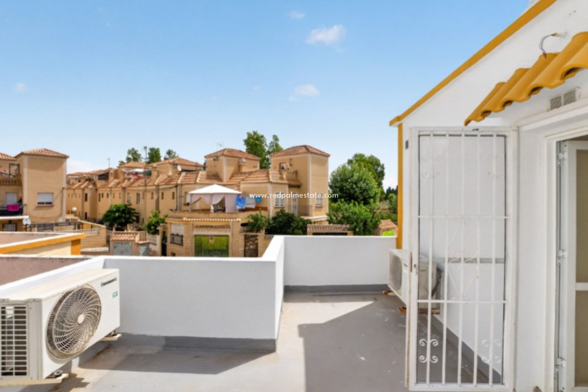 Återförsäljning - Radhus -
Torrevieja