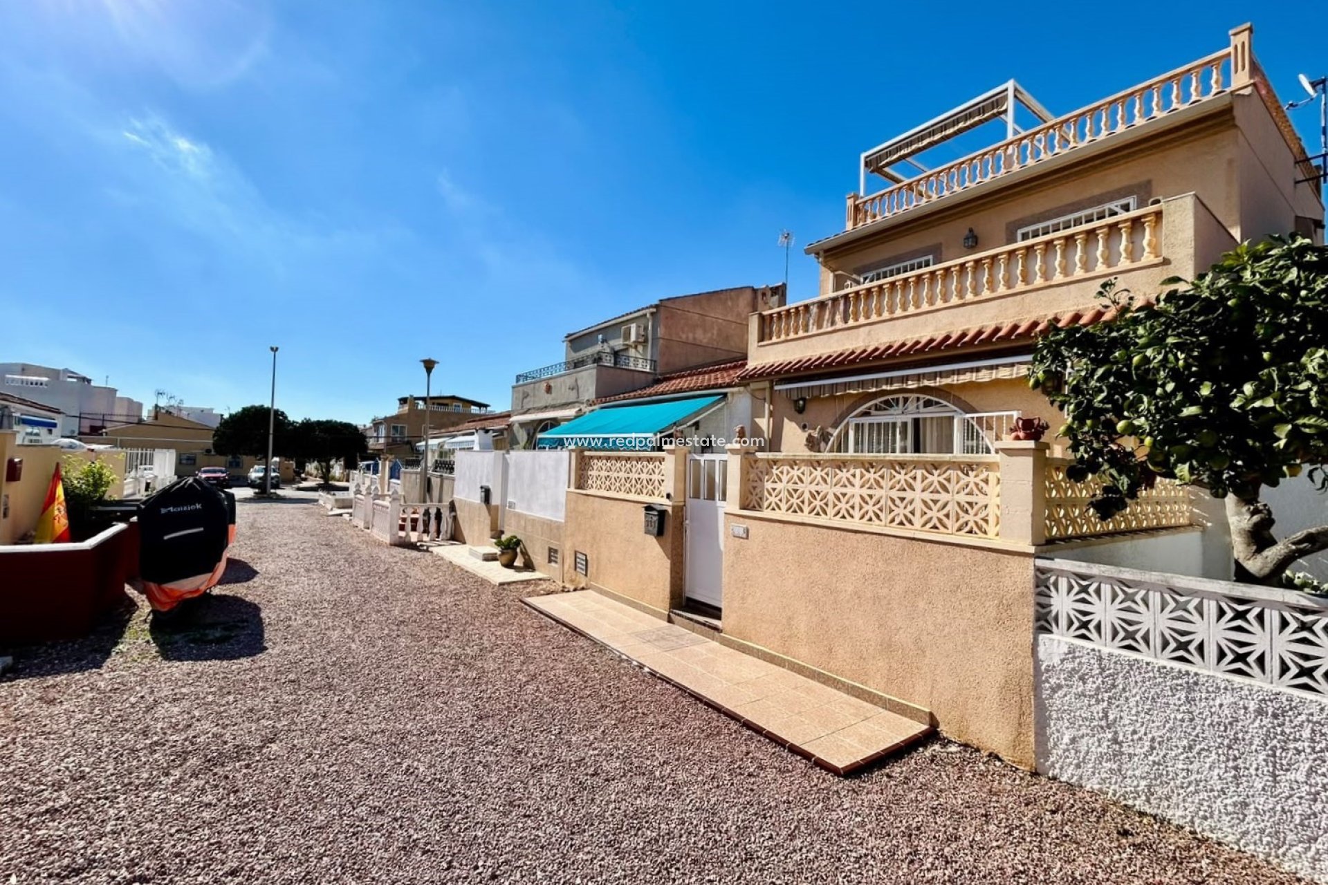 Återförsäljning - Radhus -
Torrevieja