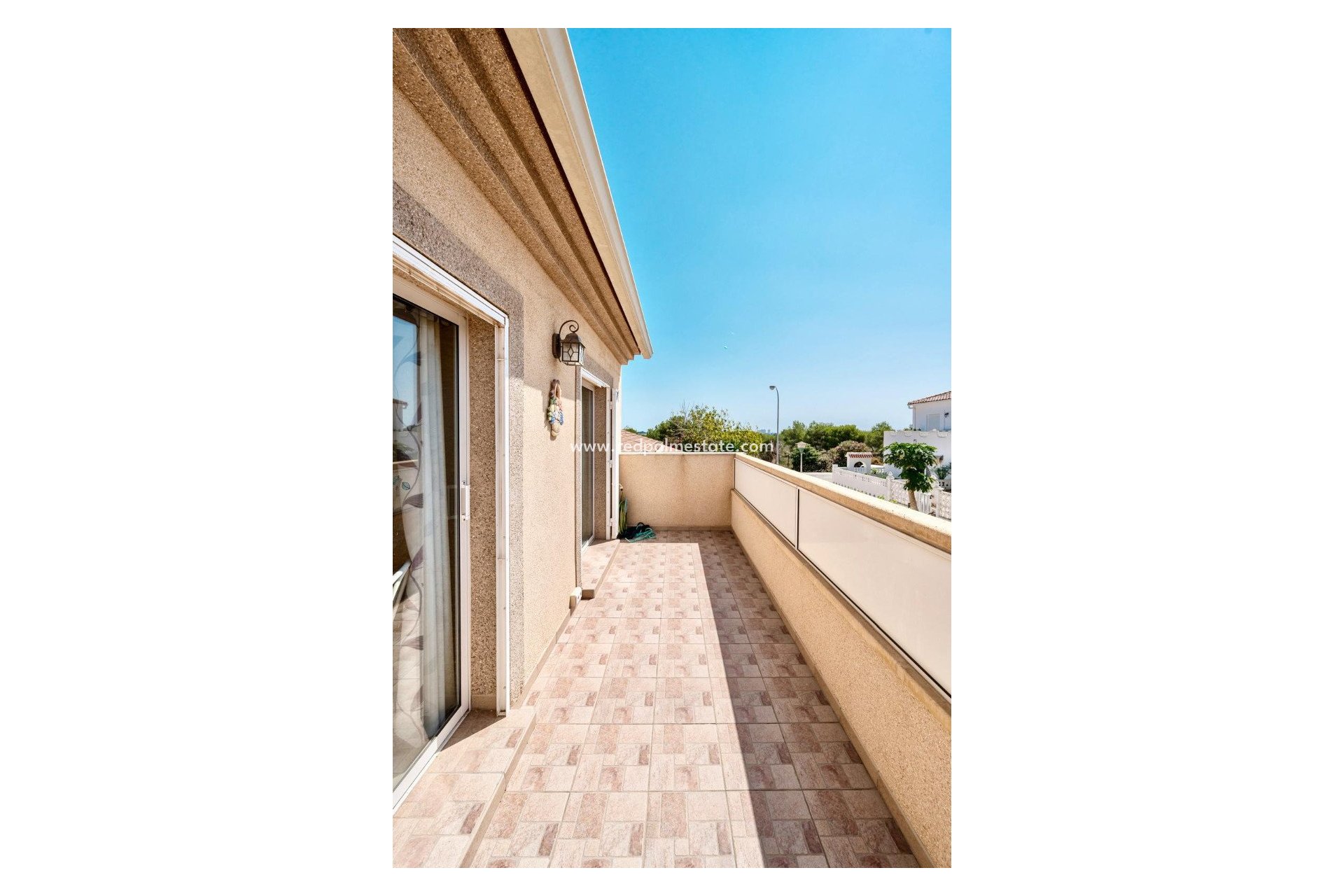 Återförsäljning - Radhus -
Torrevieja