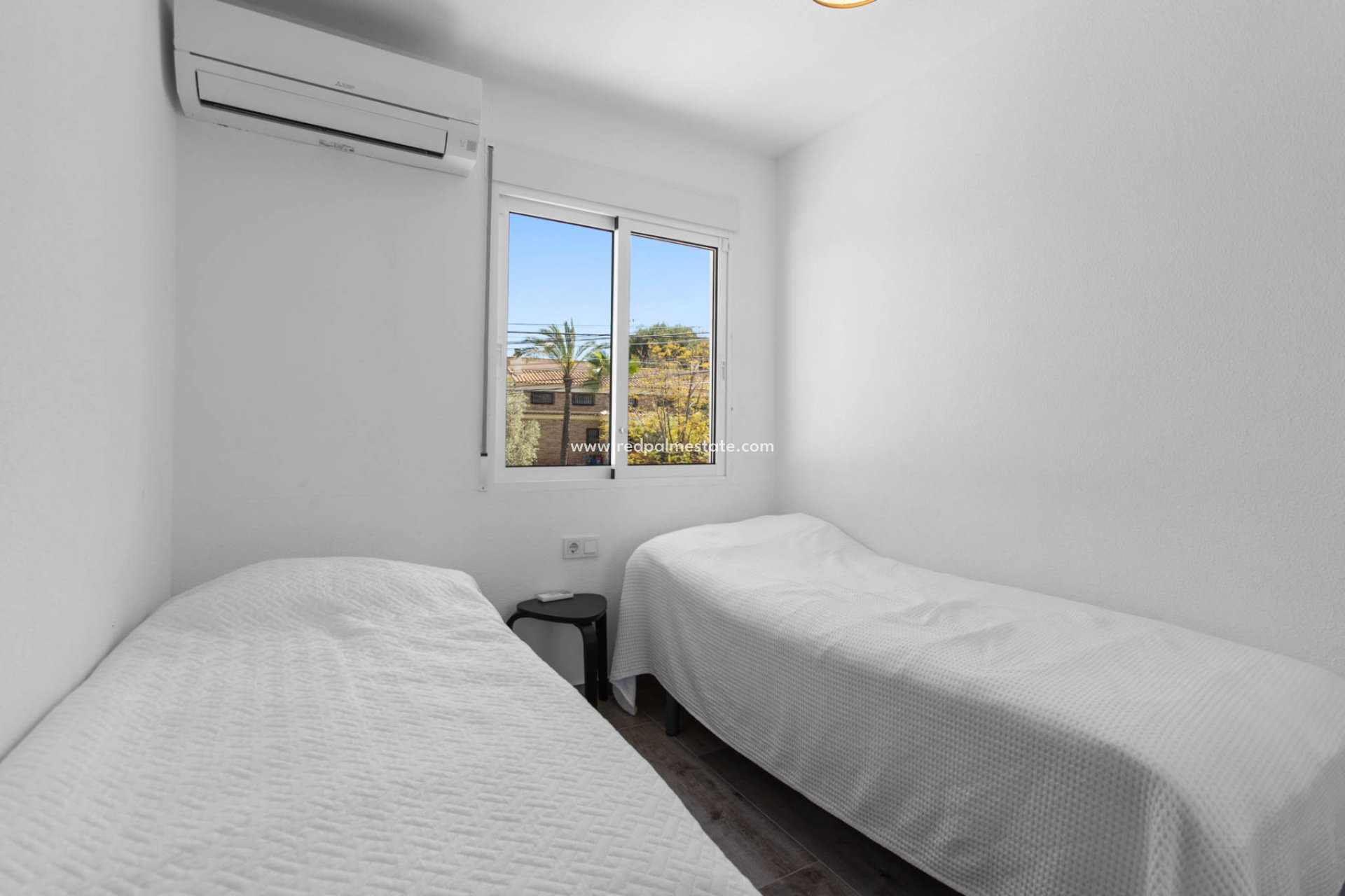 Återförsäljning - Radhus -
Torrevieja