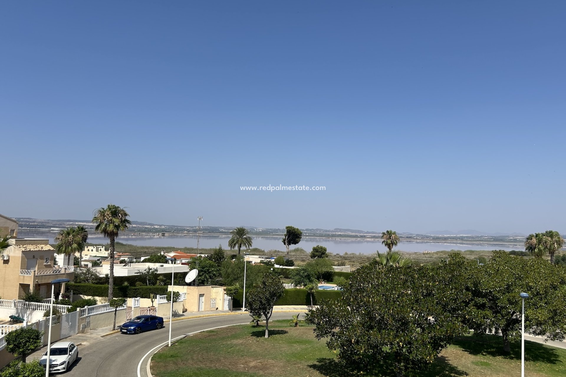 Återförsäljning - Radhus -
Torrevieja