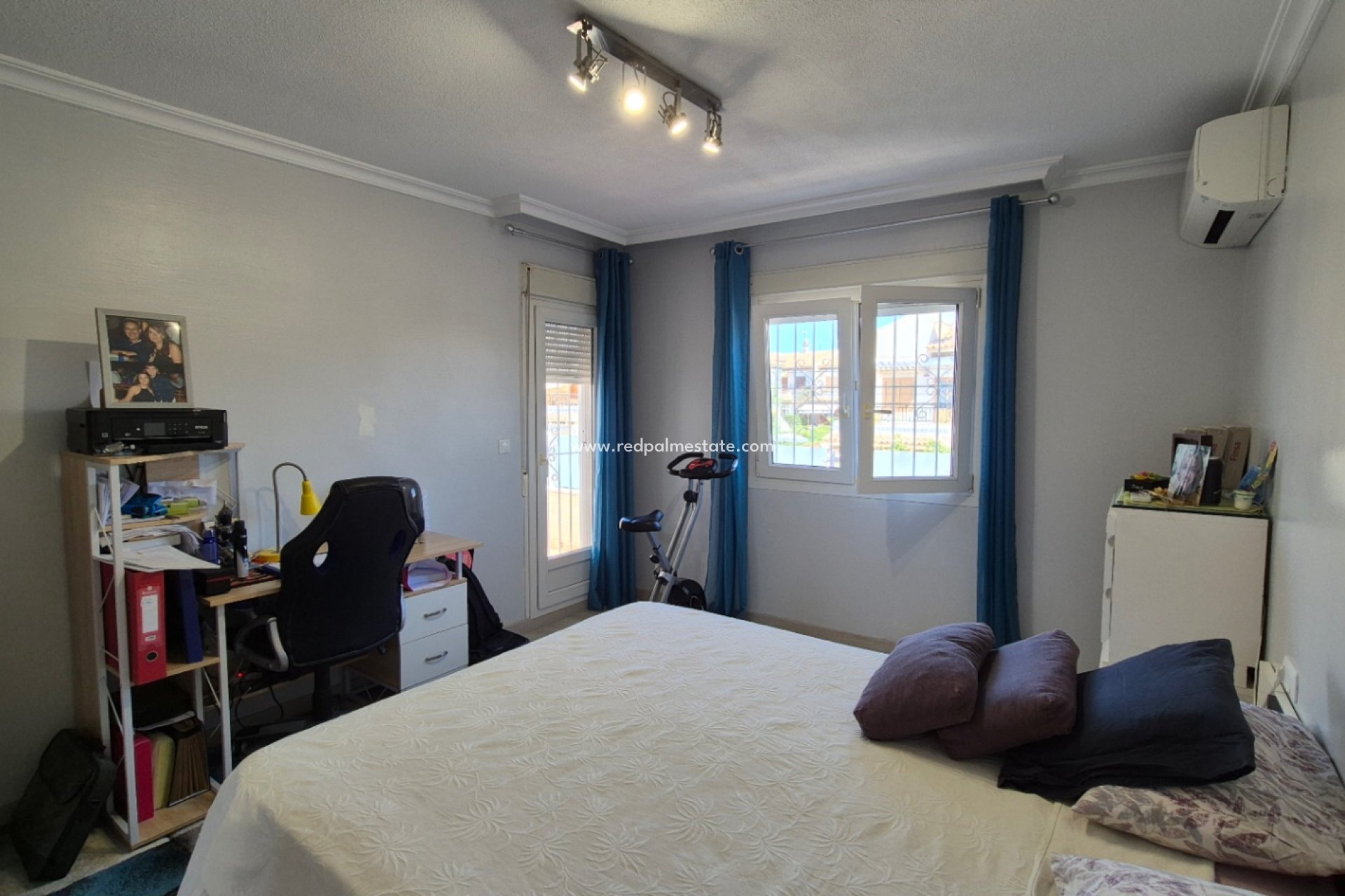 Återförsäljning - Radhus -
Torrevieja