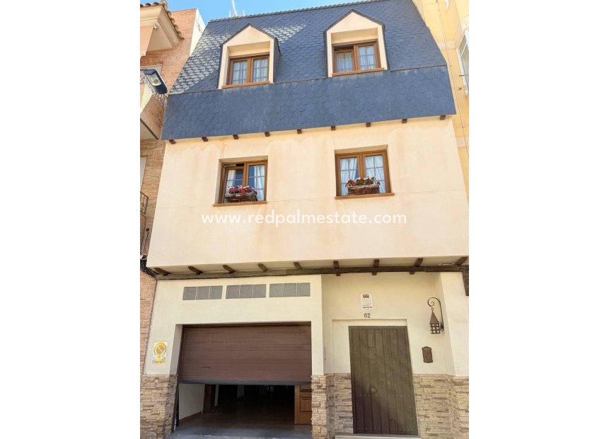 Återförsäljning - Radhus -
Torrevieja