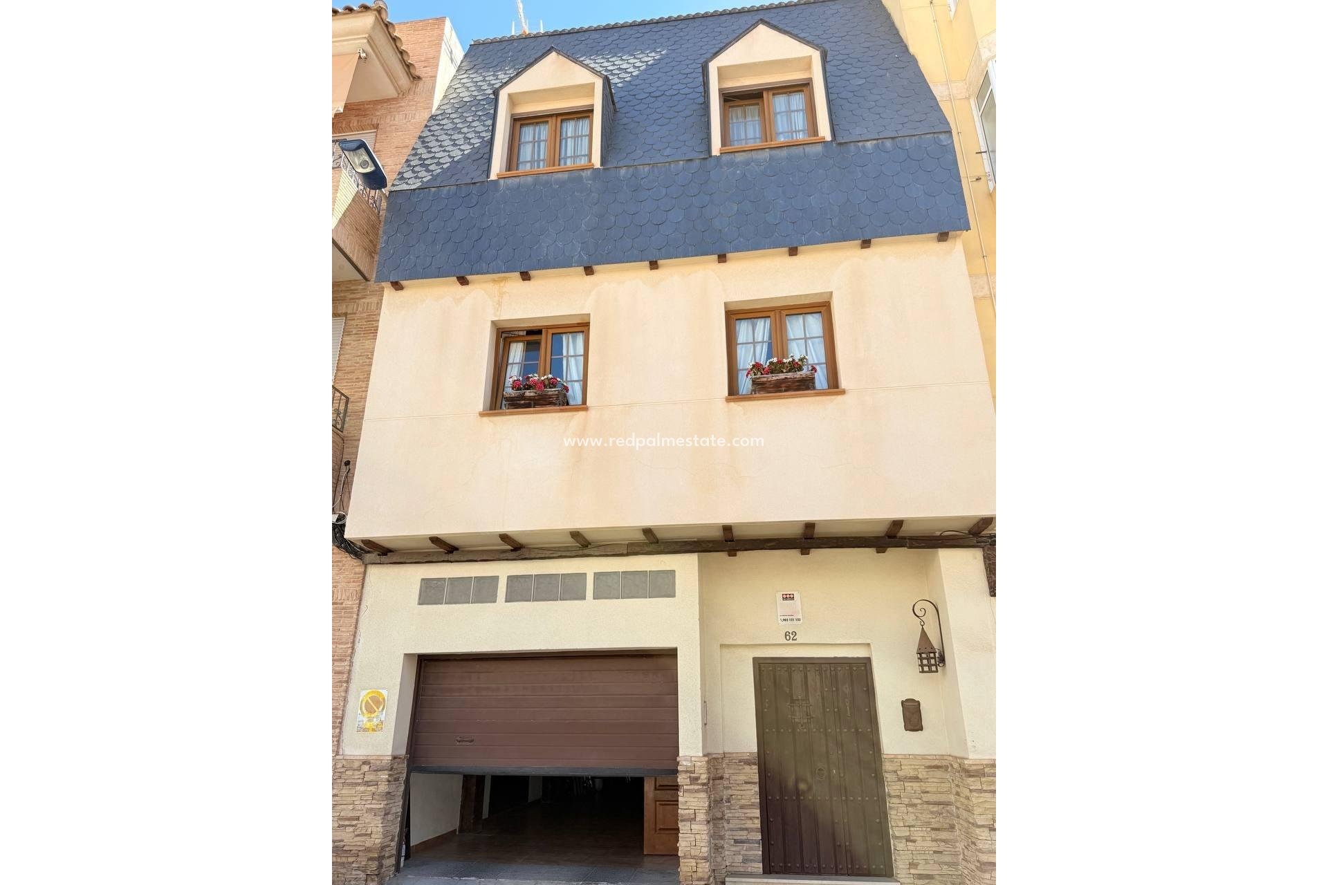 Återförsäljning - Radhus -
Torrevieja