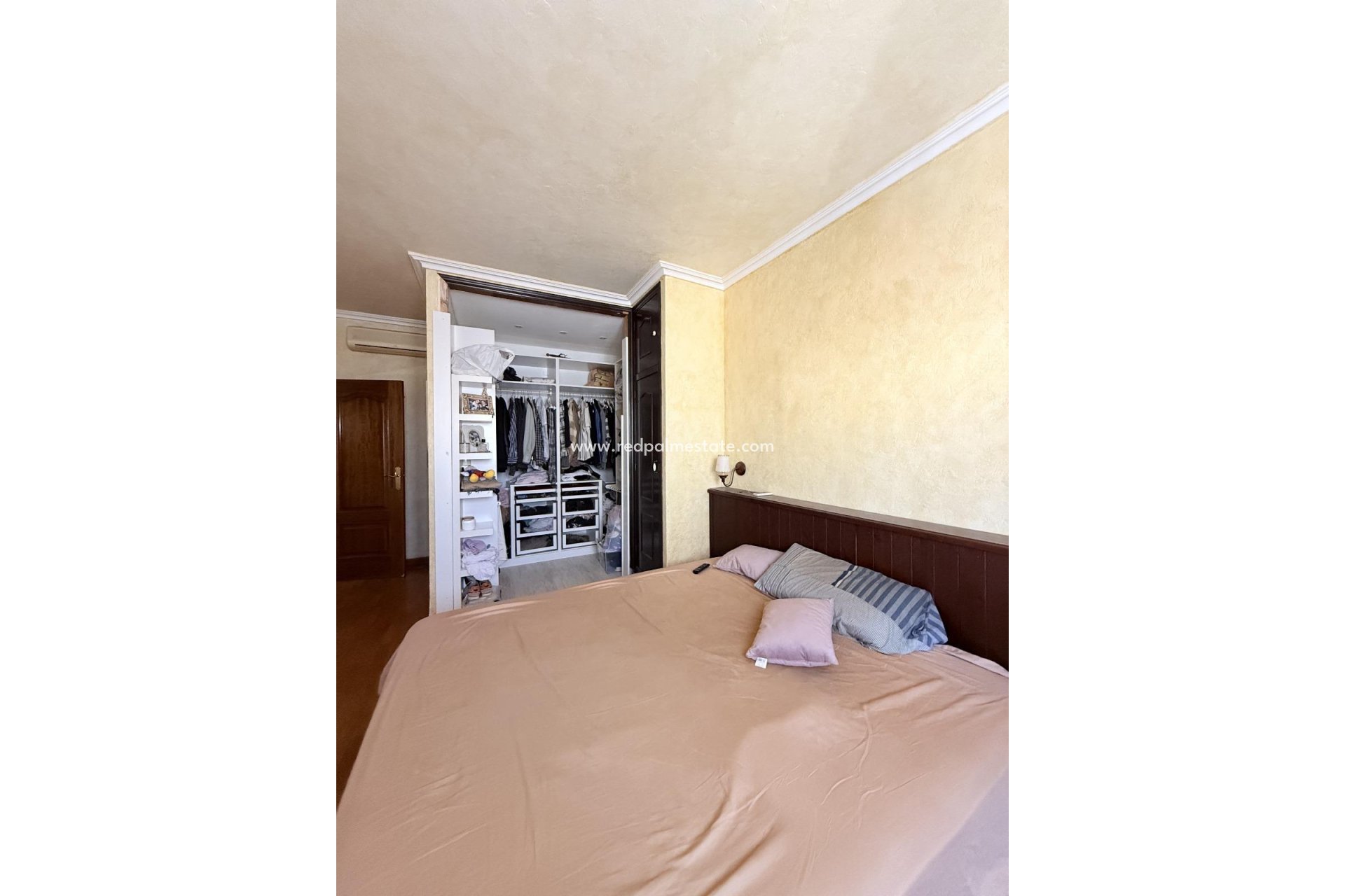 Återförsäljning - Radhus -
Torrevieja