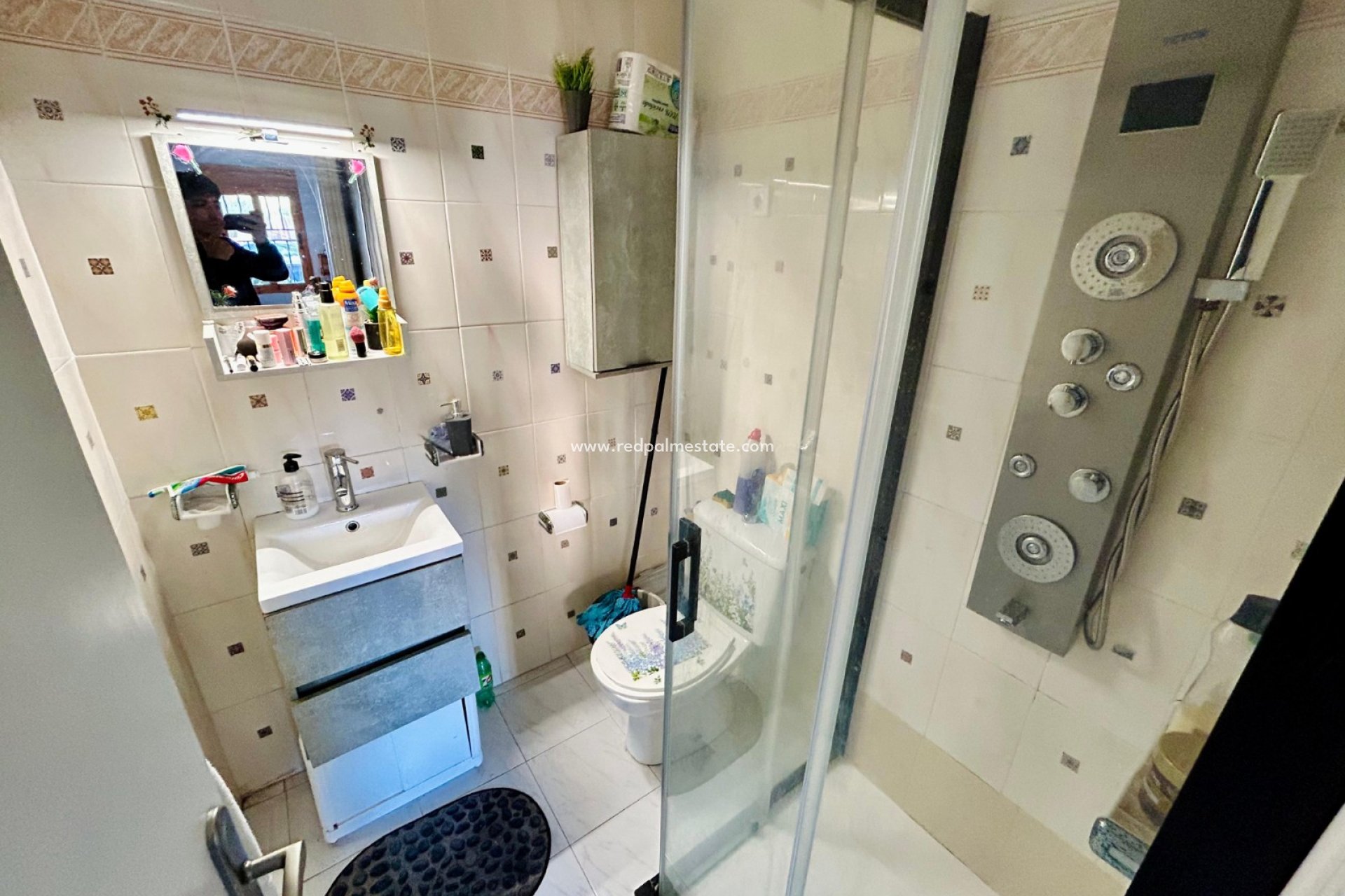 Återförsäljning - Radhus -
Torrevieja