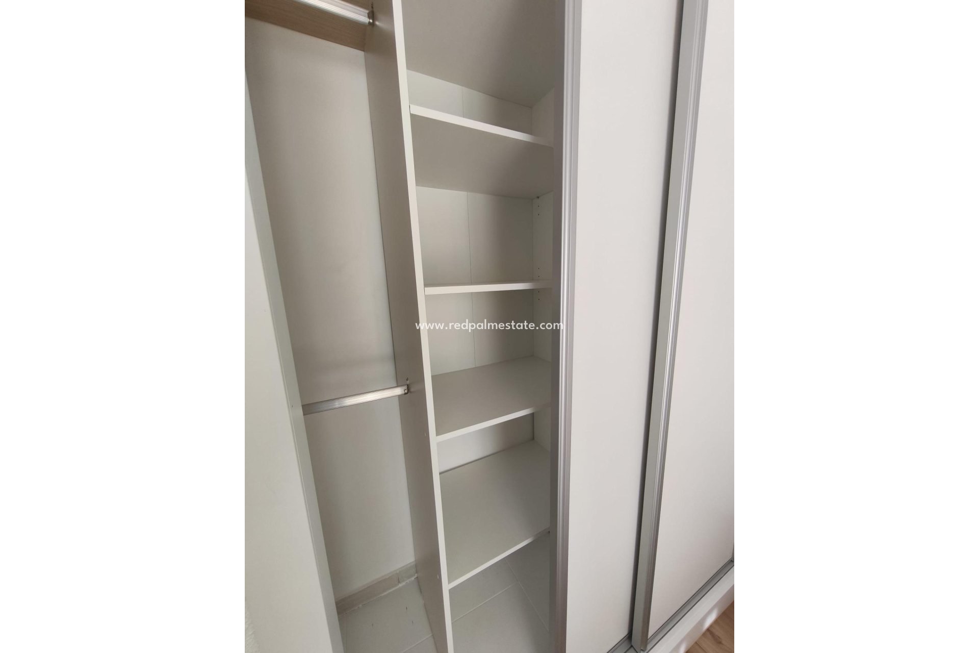 Återförsäljning - Radhus -
Torrevieja