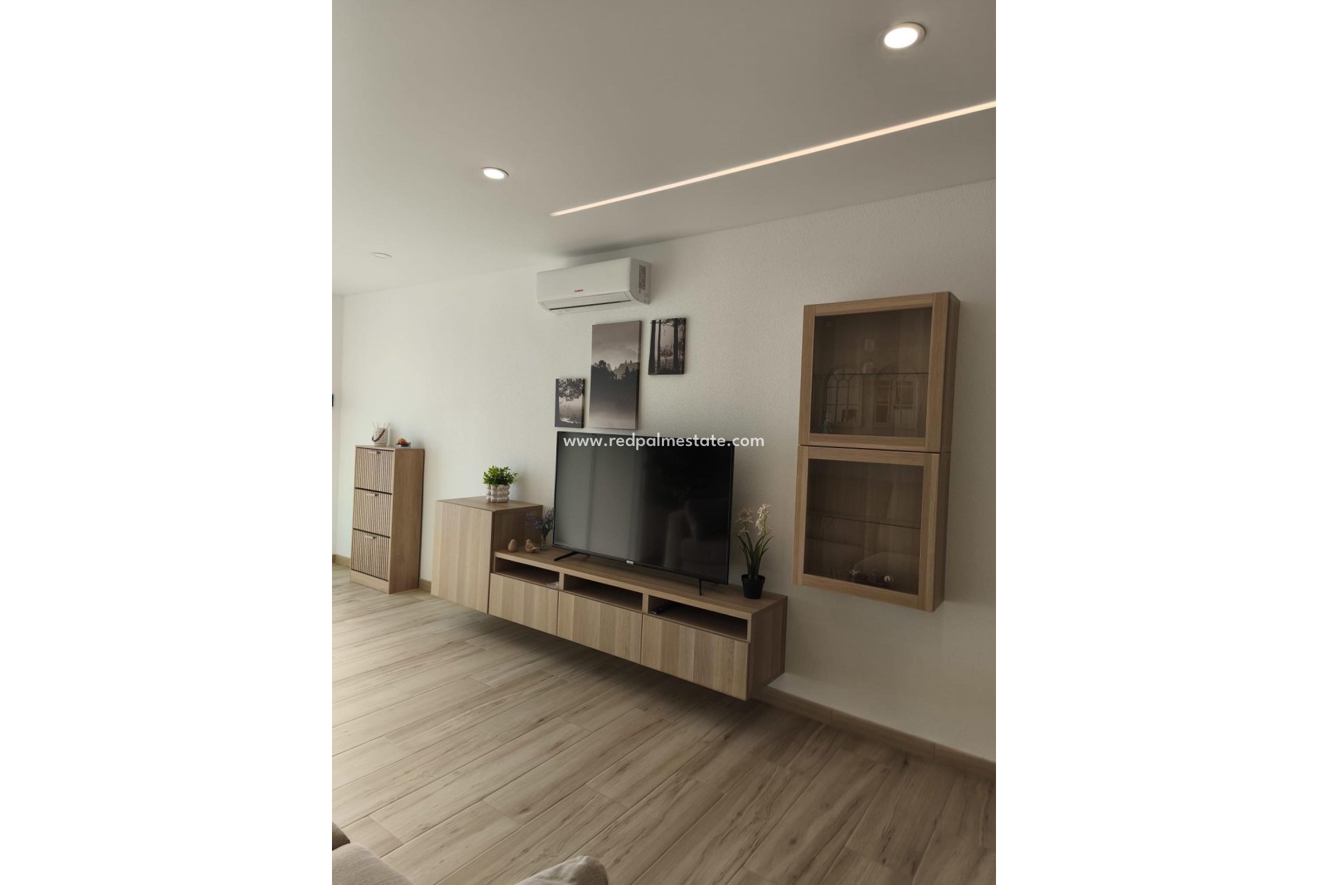 Återförsäljning - Radhus -
Torrevieja