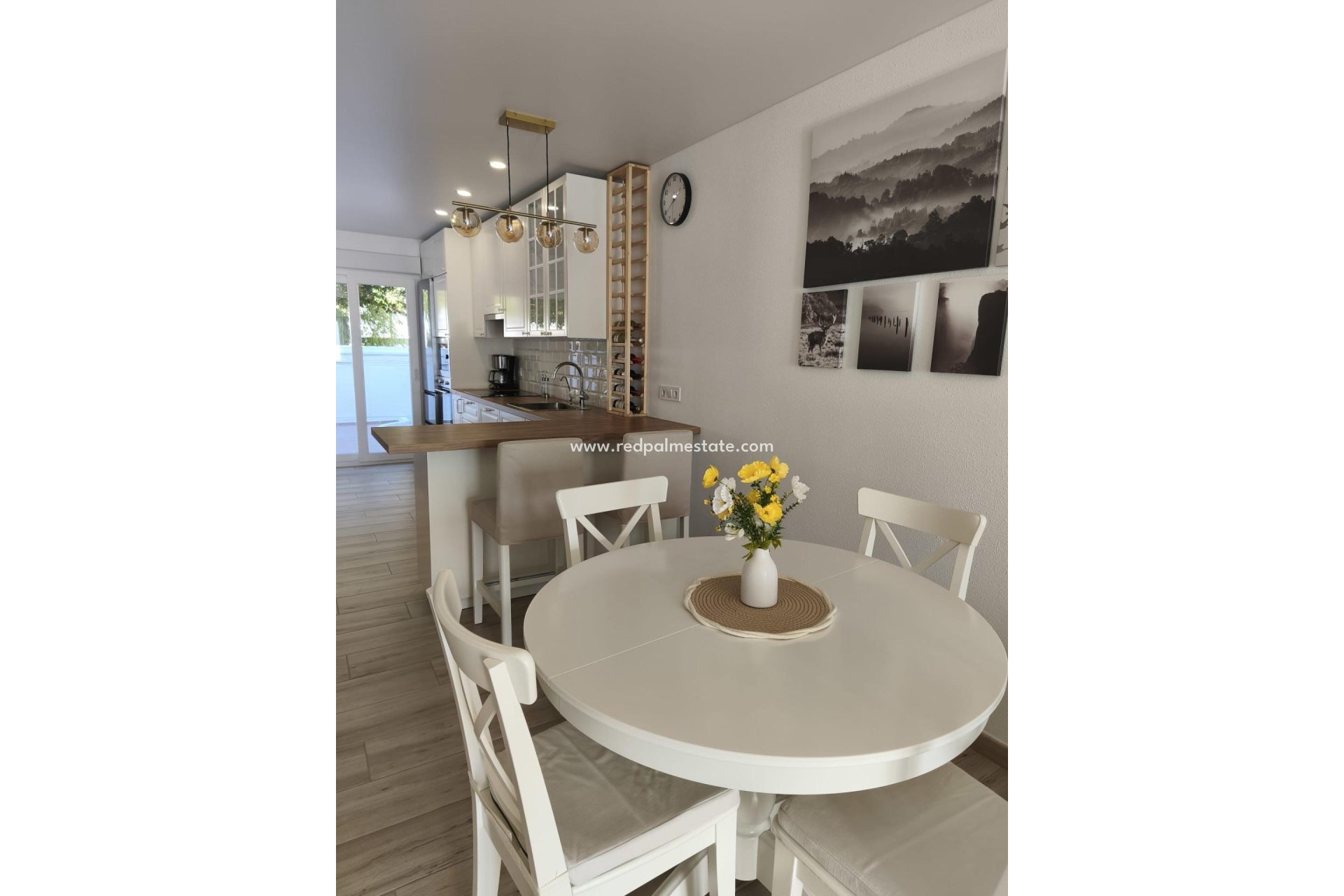 Återförsäljning - Radhus -
Torrevieja