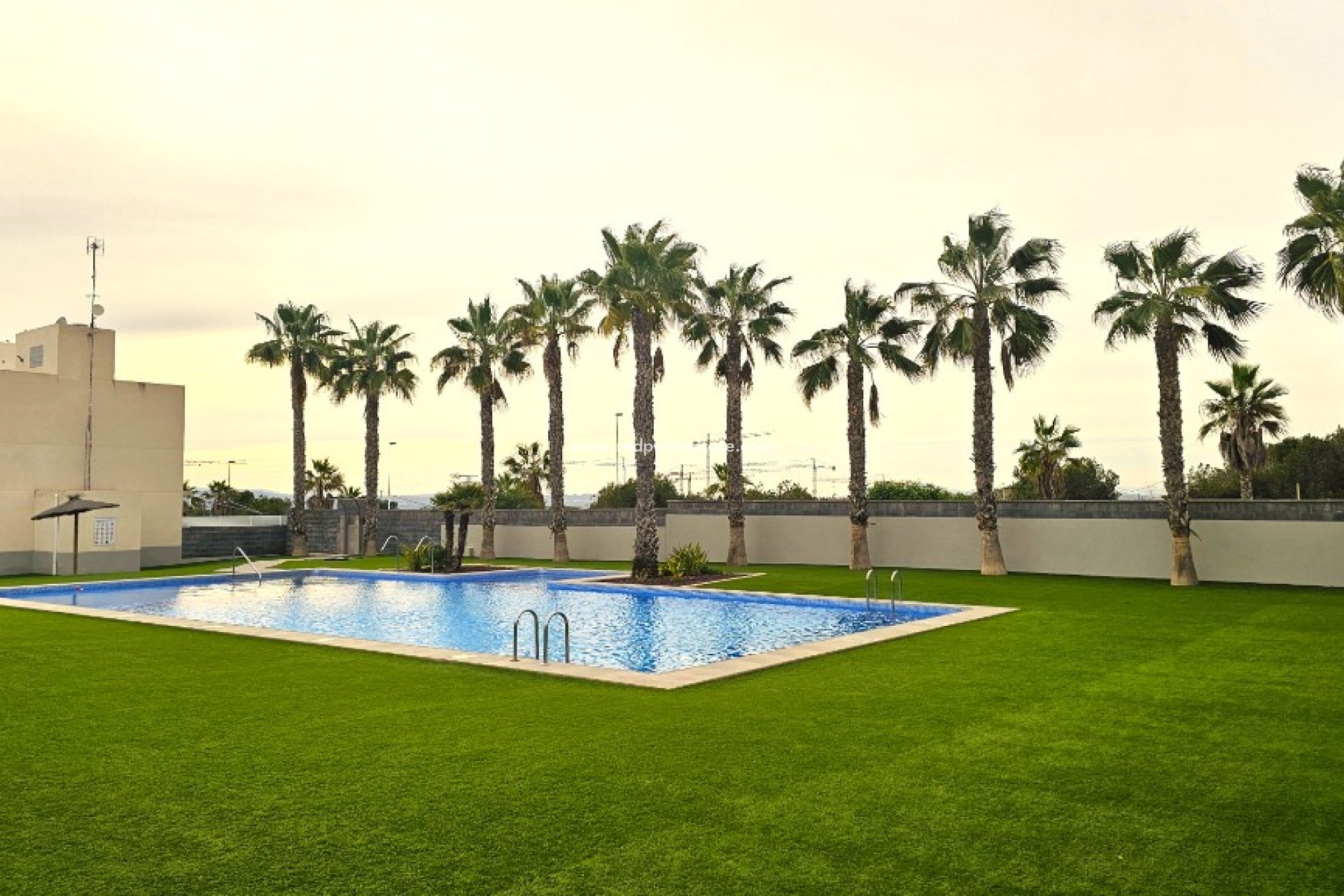 Återförsäljning - Radhus -
Torrevieja