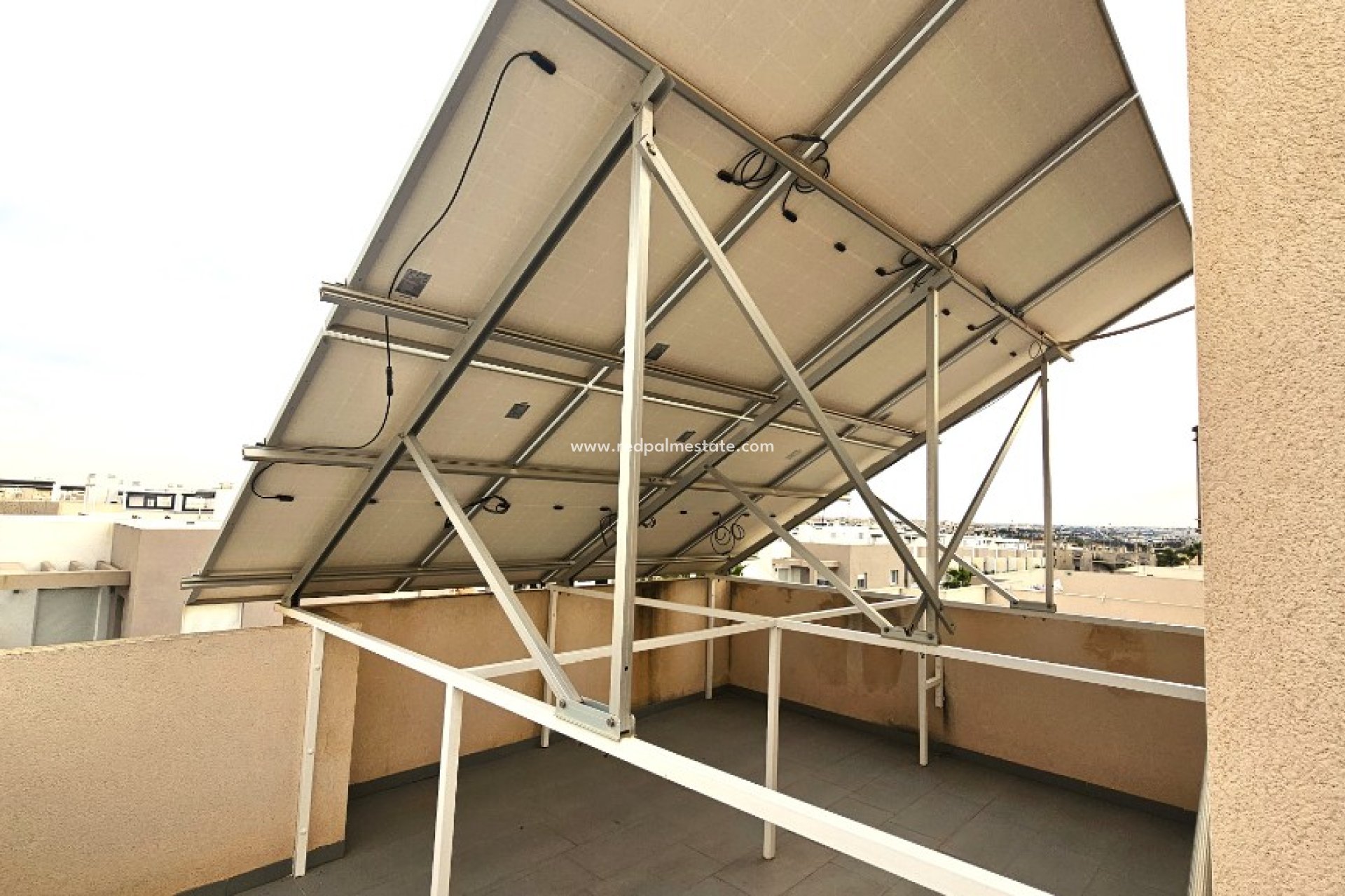 Återförsäljning - Radhus -
Torrevieja