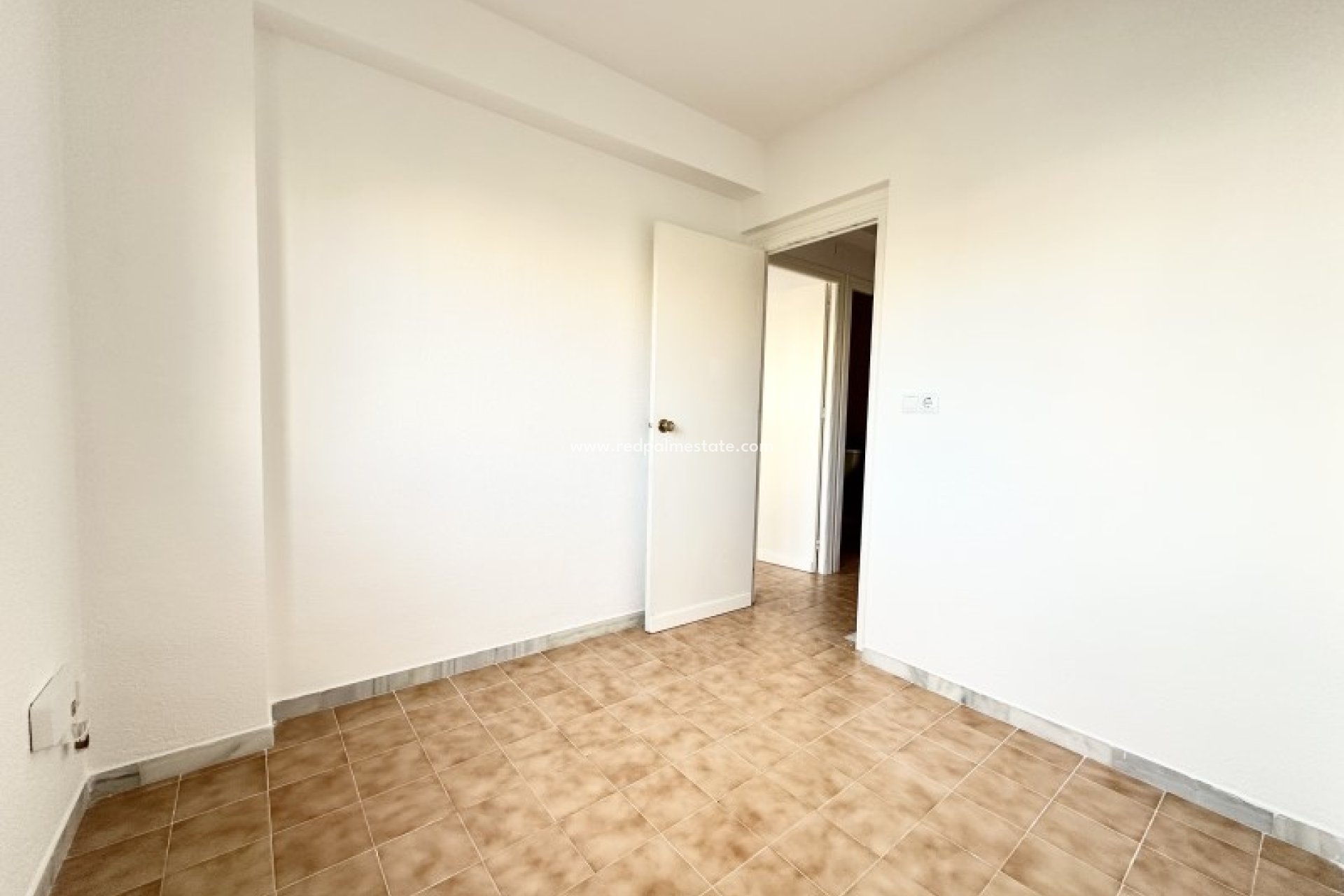 Återförsäljning - Radhus -
Torrevieja