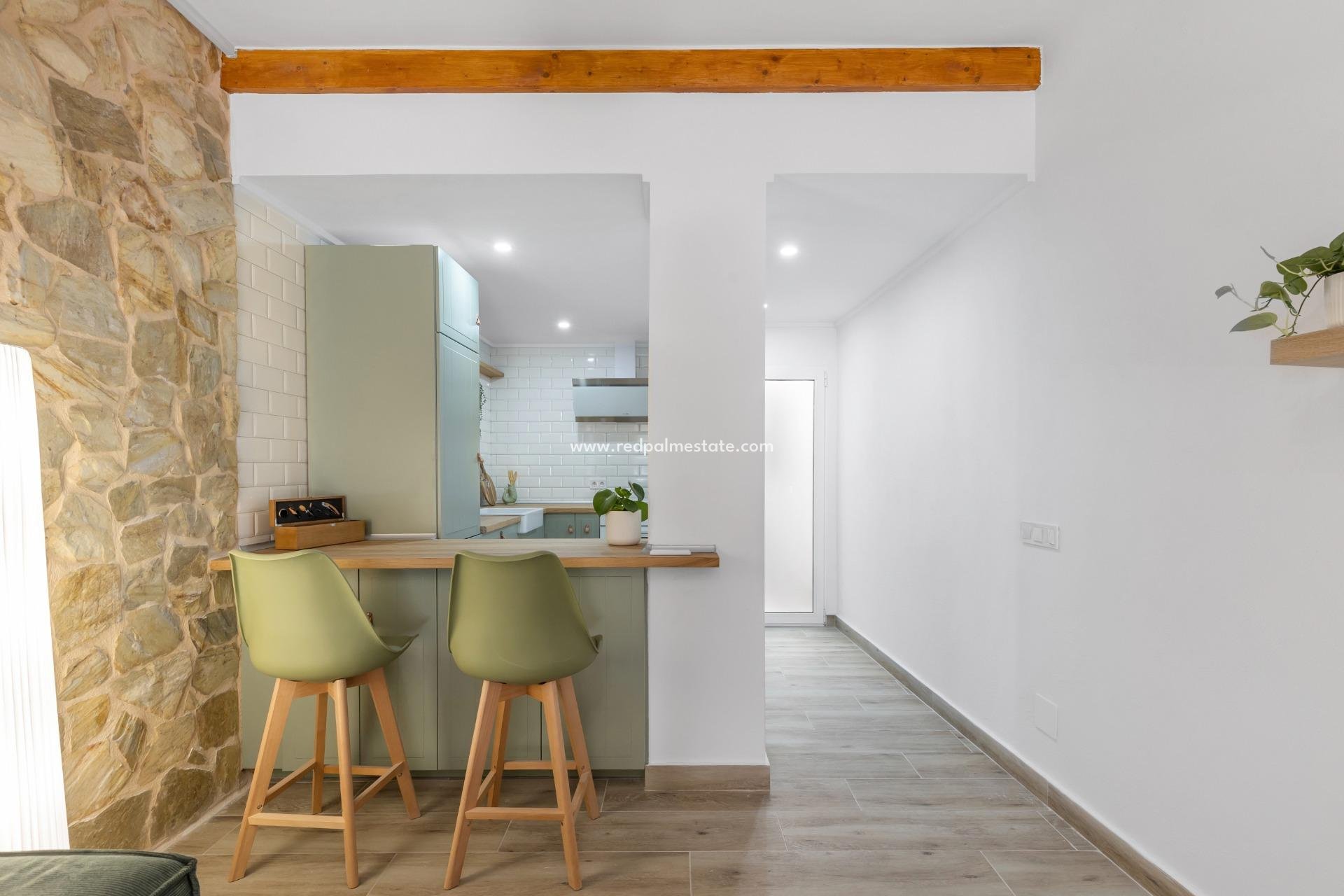 Återförsäljning - Radhus -
Torrevieja