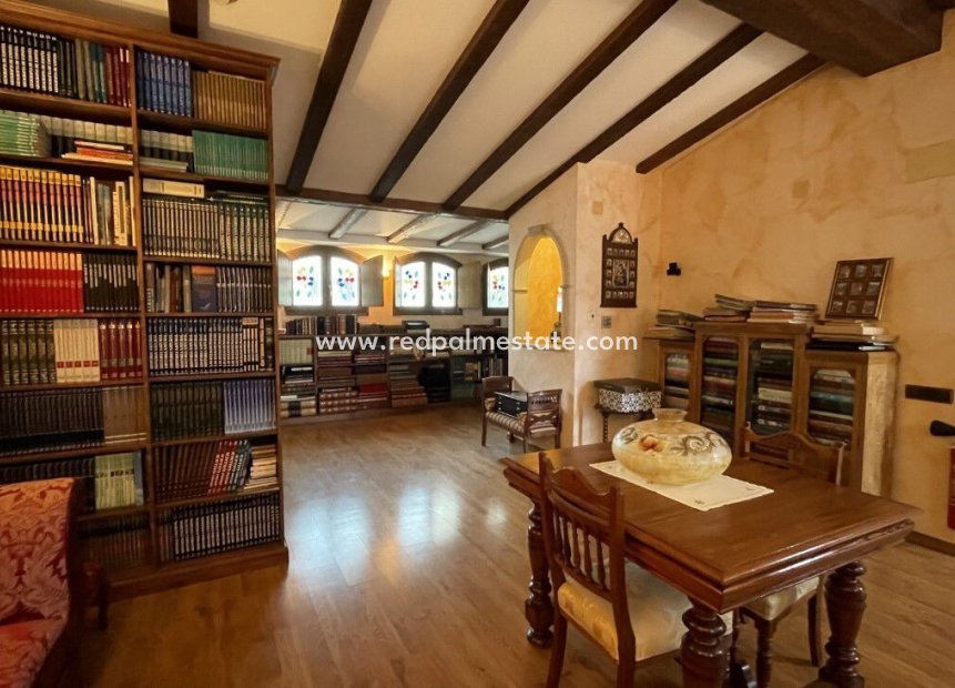 Återförsäljning - Radhus -
Torrevieja