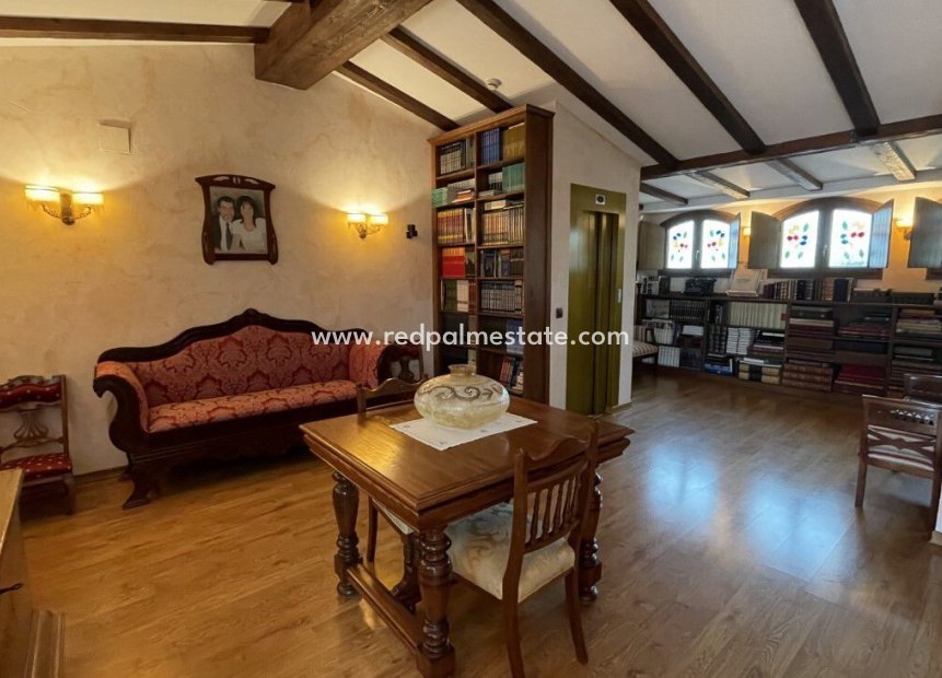 Återförsäljning - Radhus -
Torrevieja