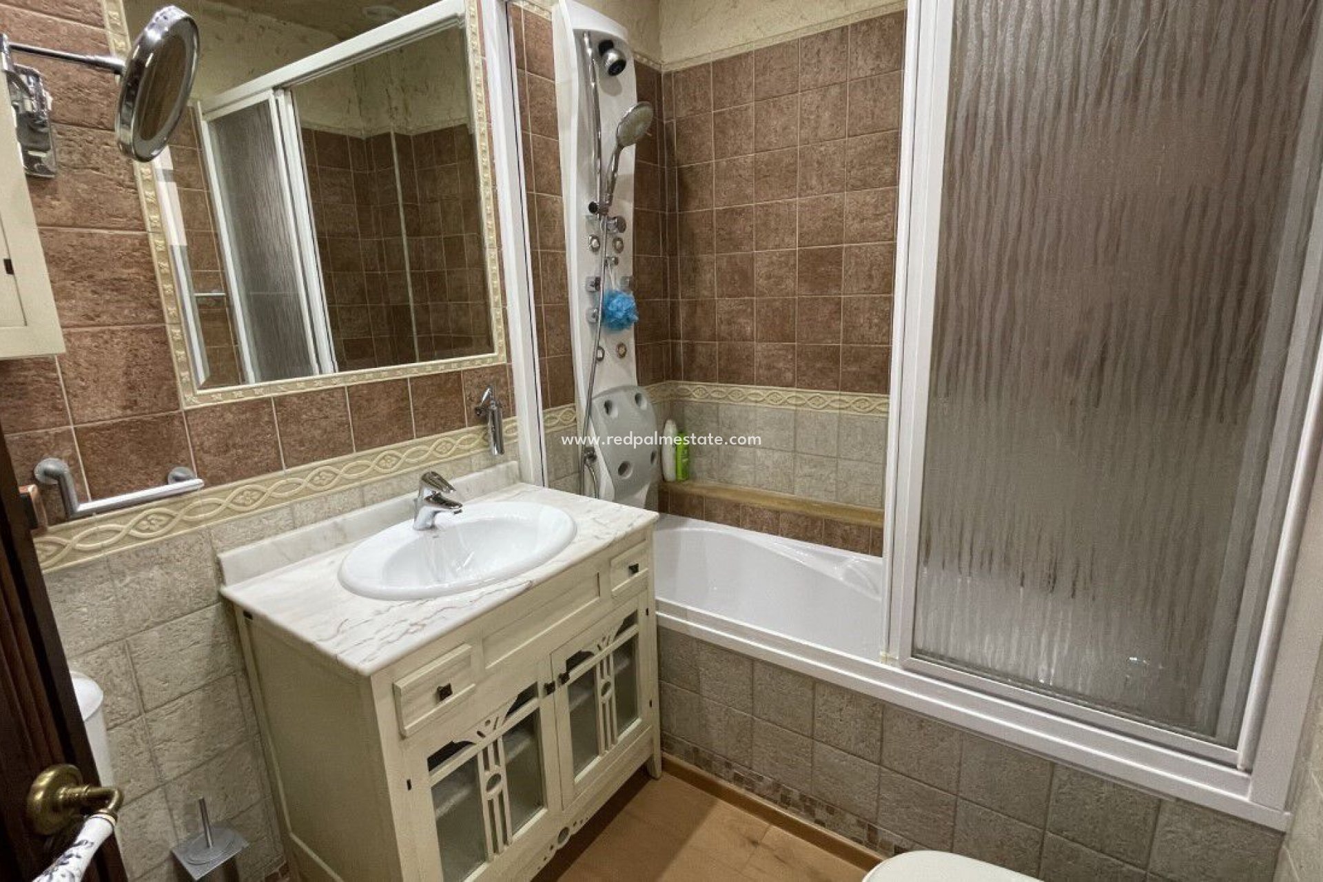 Återförsäljning - Radhus -
Torrevieja