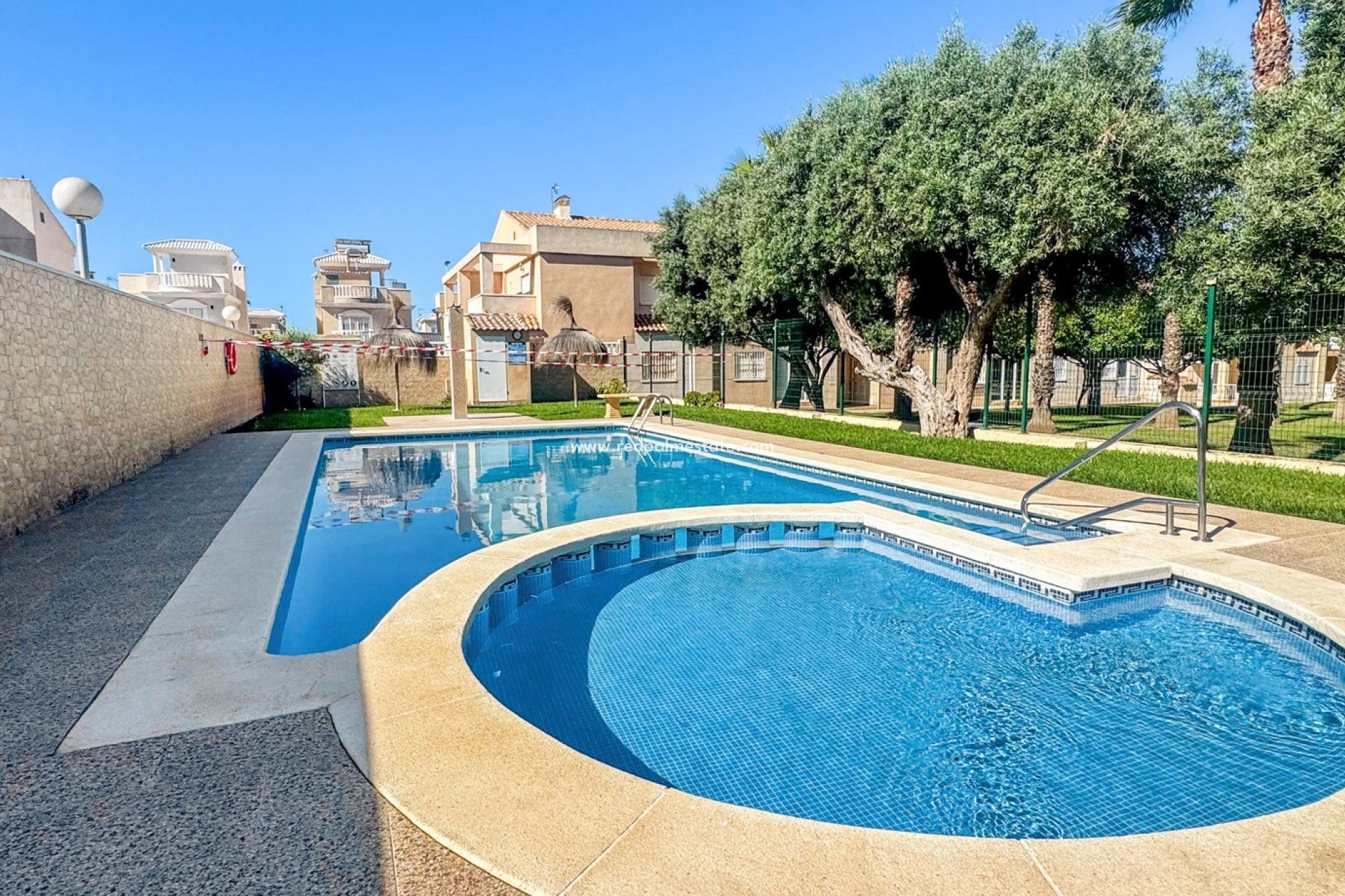 Återförsäljning - Radhus -
Torrevieja
