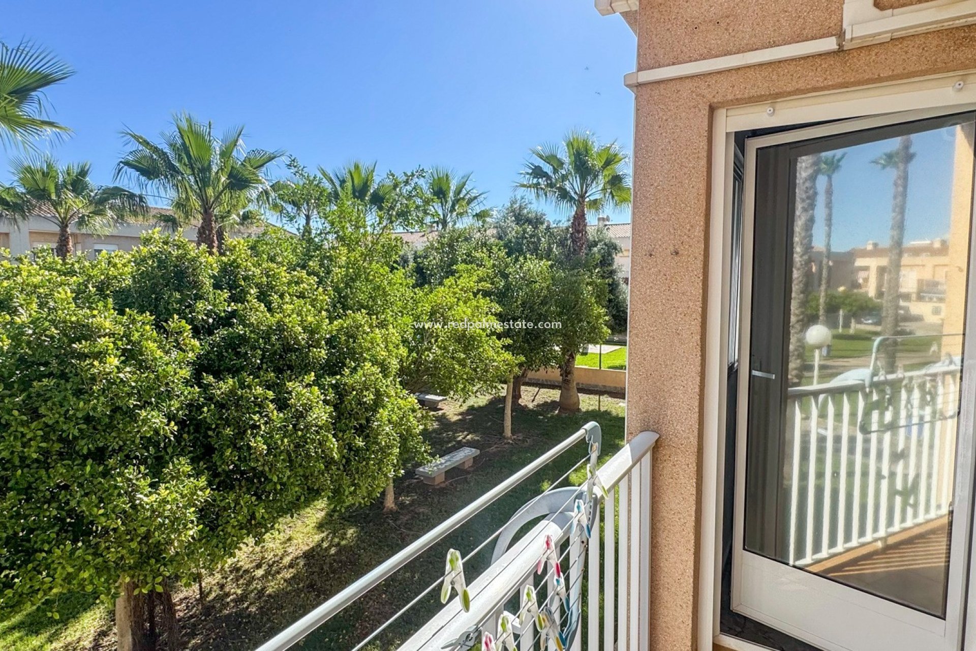 Återförsäljning - Radhus -
Torrevieja