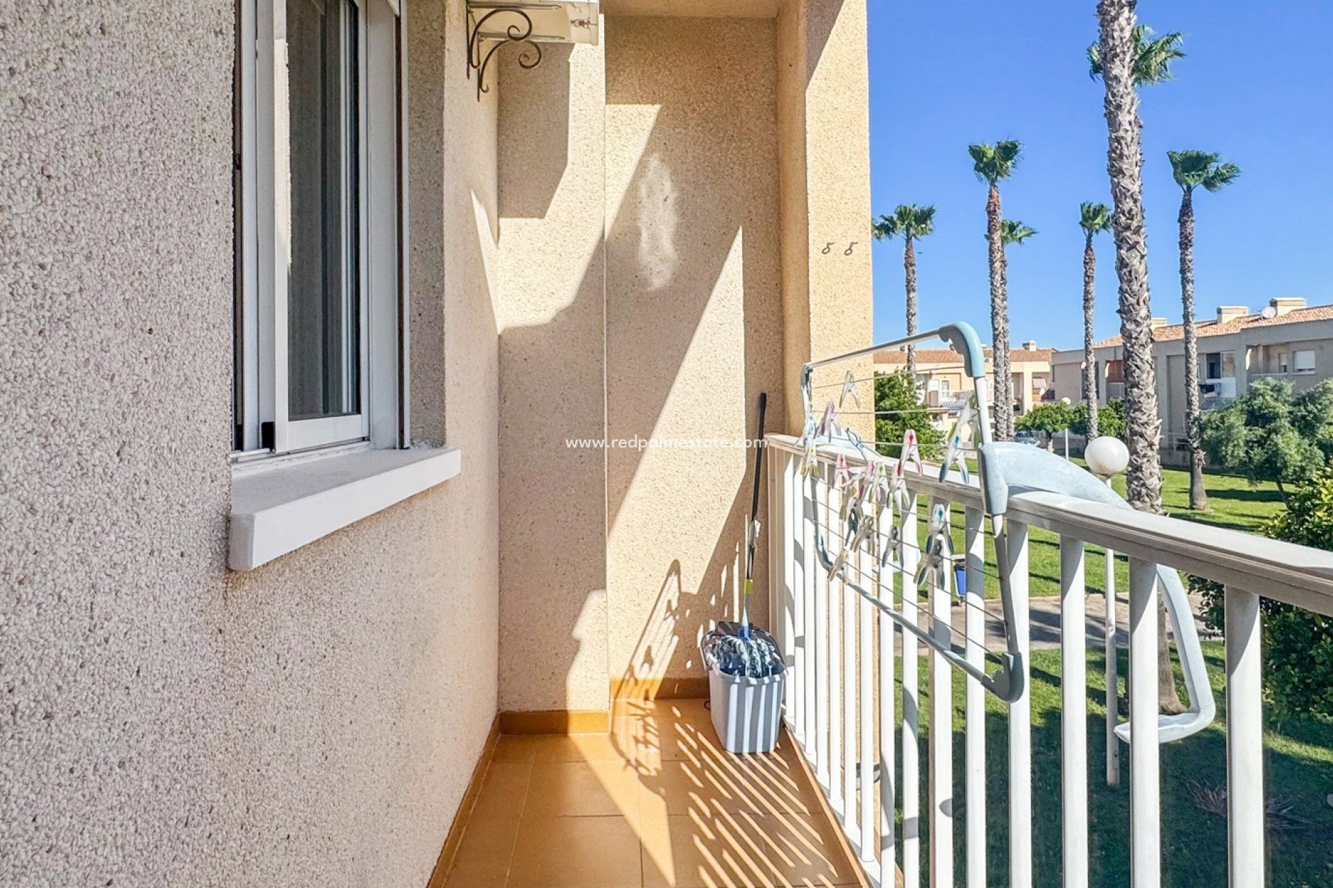 Återförsäljning - Radhus -
Torrevieja