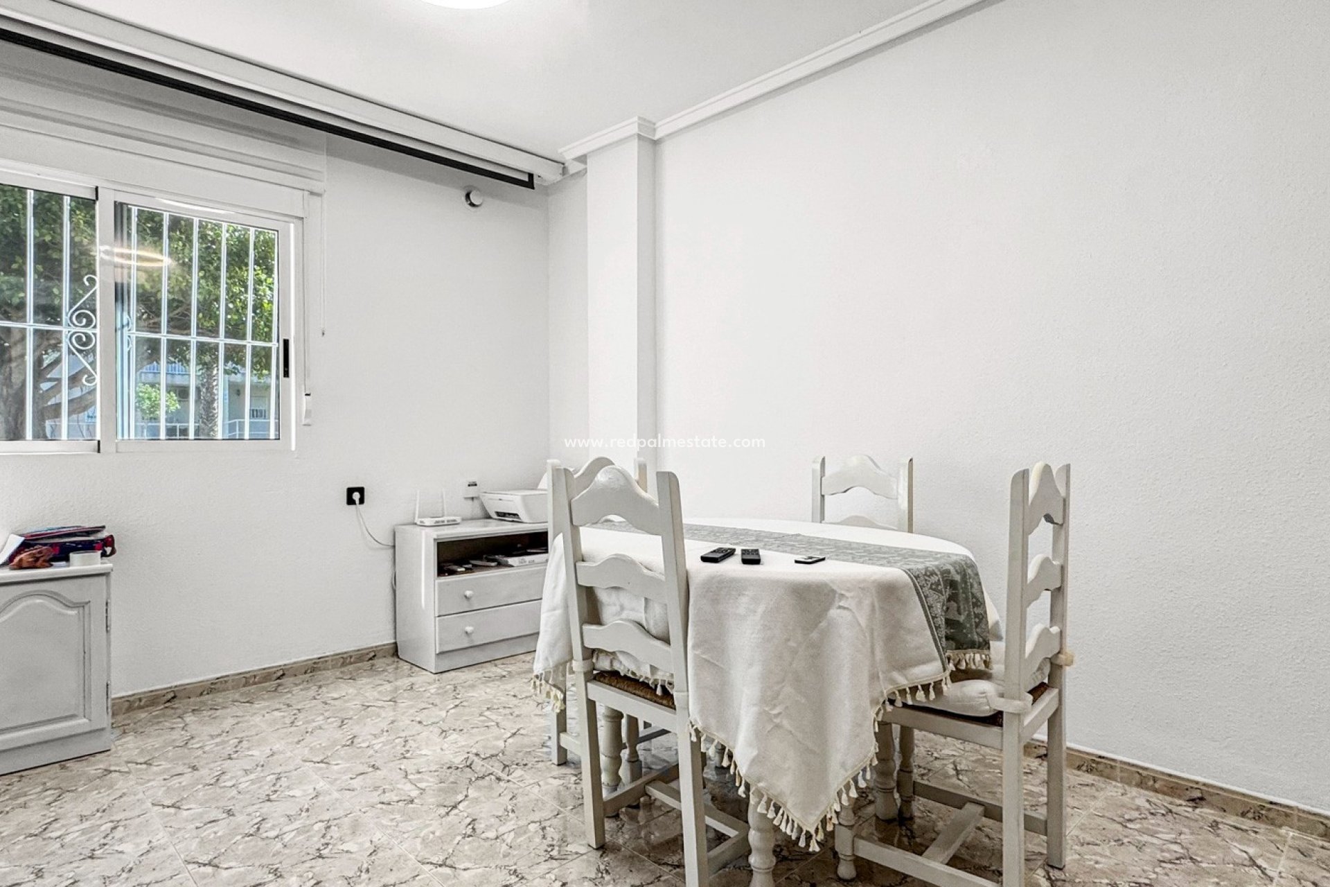 Återförsäljning - Radhus -
Torrevieja