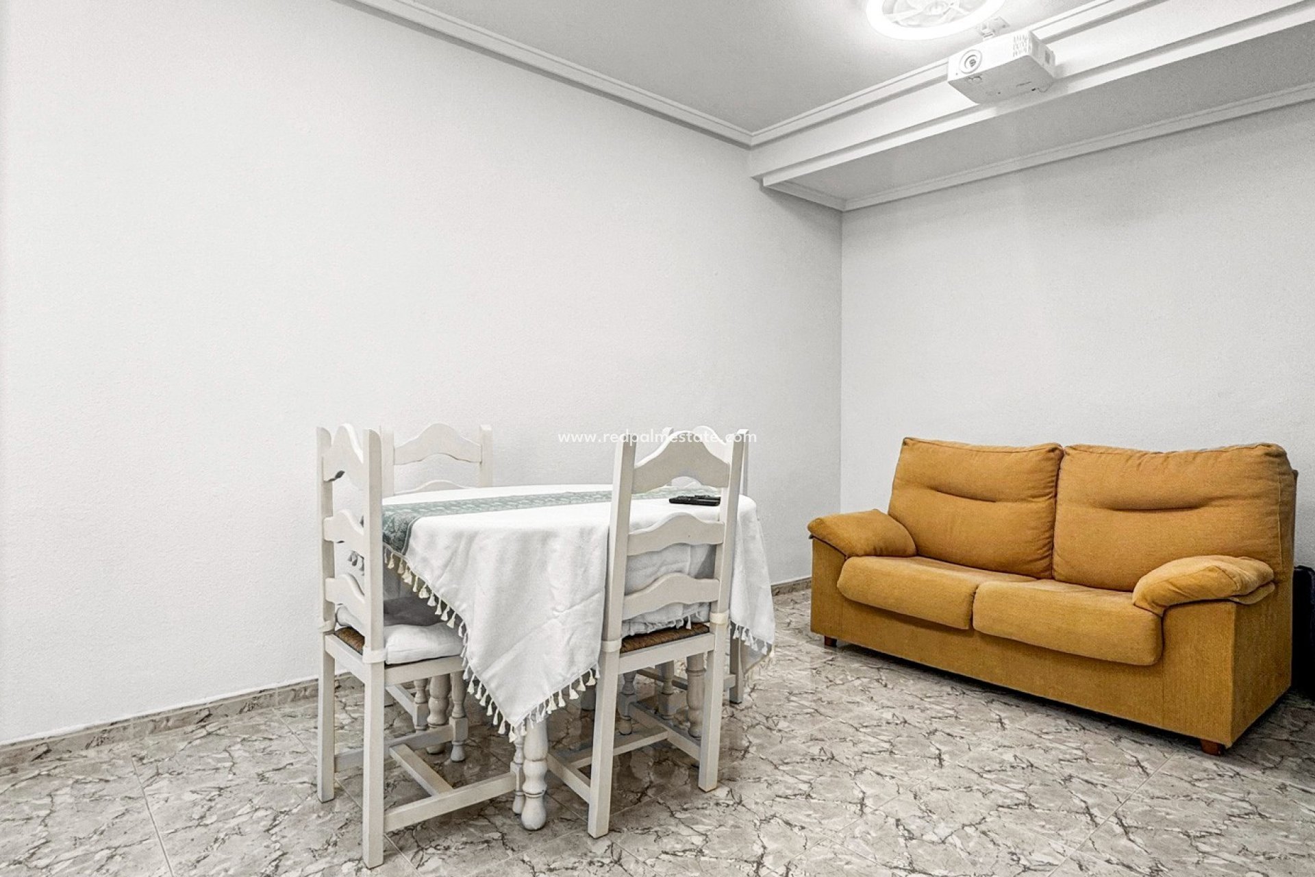 Återförsäljning - Radhus -
Torrevieja