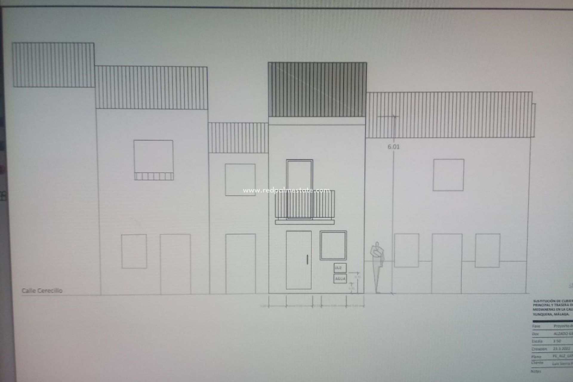 Återförsäljning - Radhus -
Yunquera