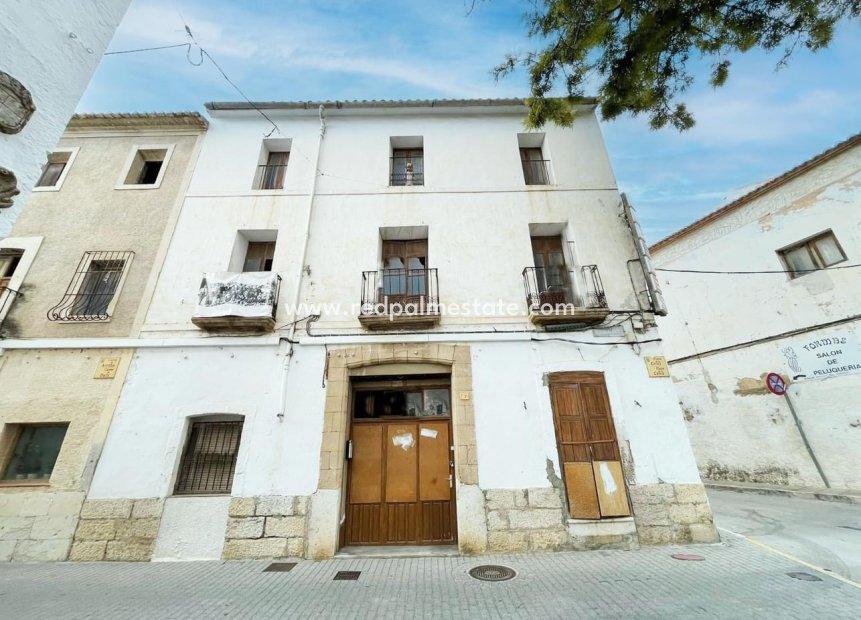 Återförsäljning - Stadshus -
Costa Blanca - Inland