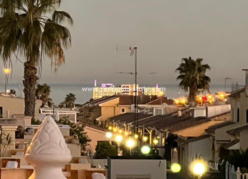 Återförsäljning - Stadshus -
Orihuela Costa - Playa Flamenca