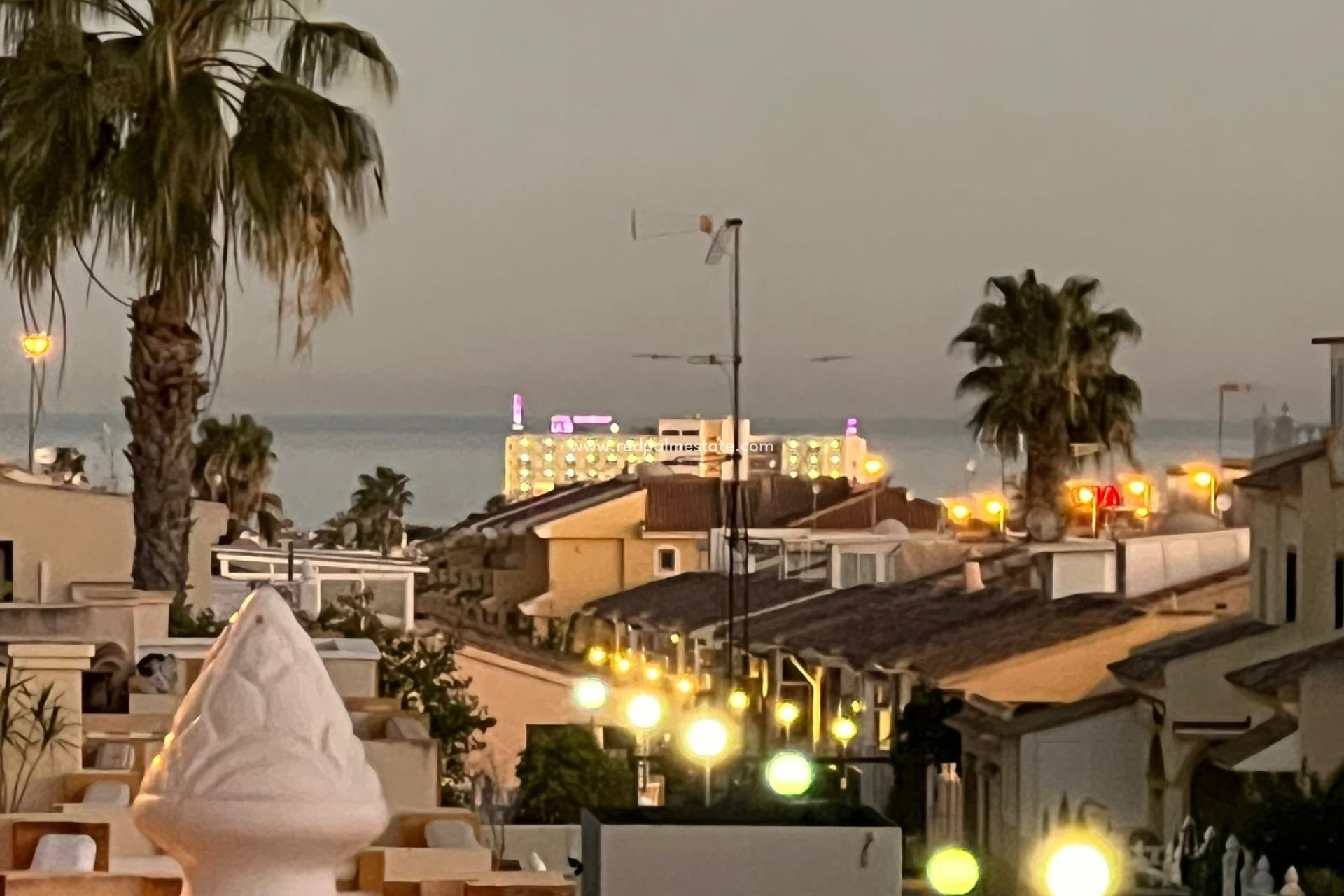 Återförsäljning - Stadshus -
Orihuela Costa - Playa Flamenca