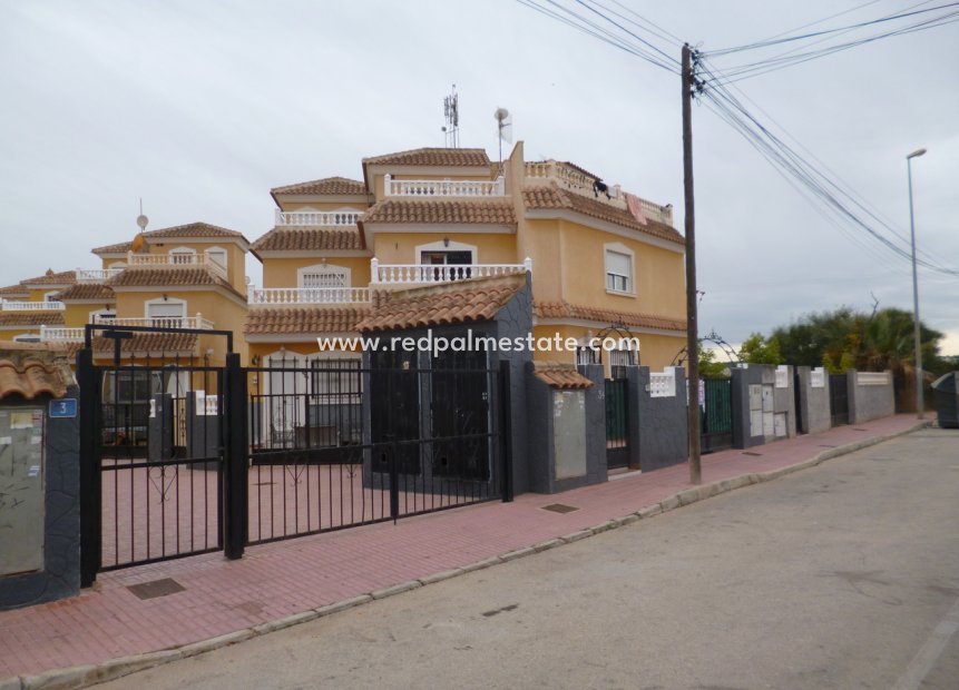Återförsäljning - Stadshus -
Playa Flamenca - Costa Blanca