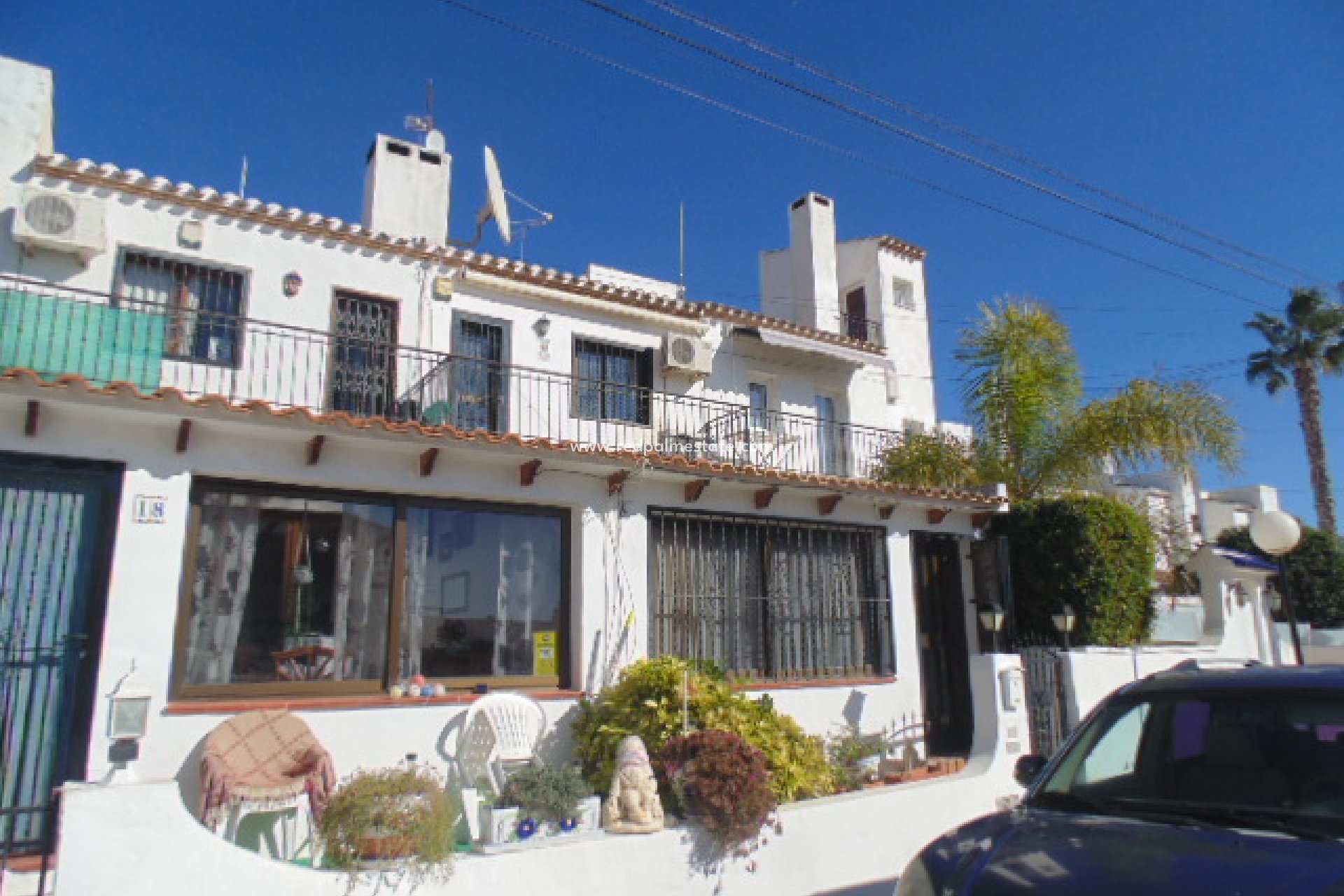 Återförsäljning - Stadshus -
San Miguel de Salinas - Calle Luisa Fernanda