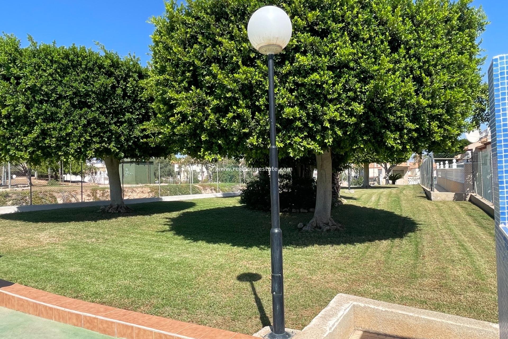 Återförsäljning - Stadshus -
Torrevieja - Los Balcones - Los Altos del Edén