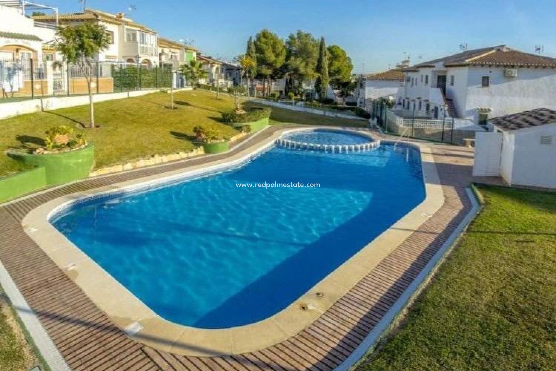 Återförsäljning - Stadshus -
Torrevieja - Los Balcones