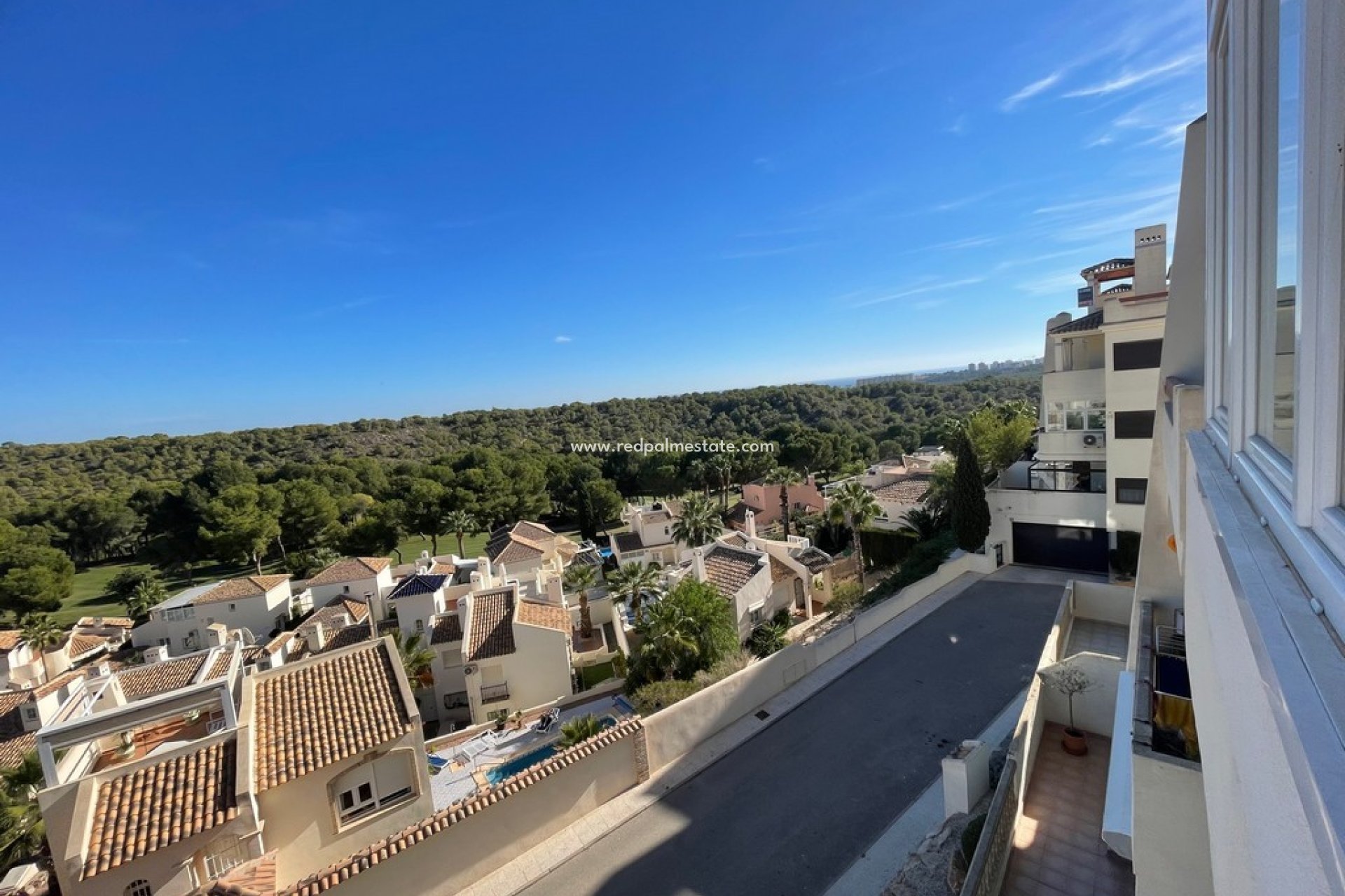 Återförsäljning - Takvåning -
Orihuela Costa - Las Ramblas