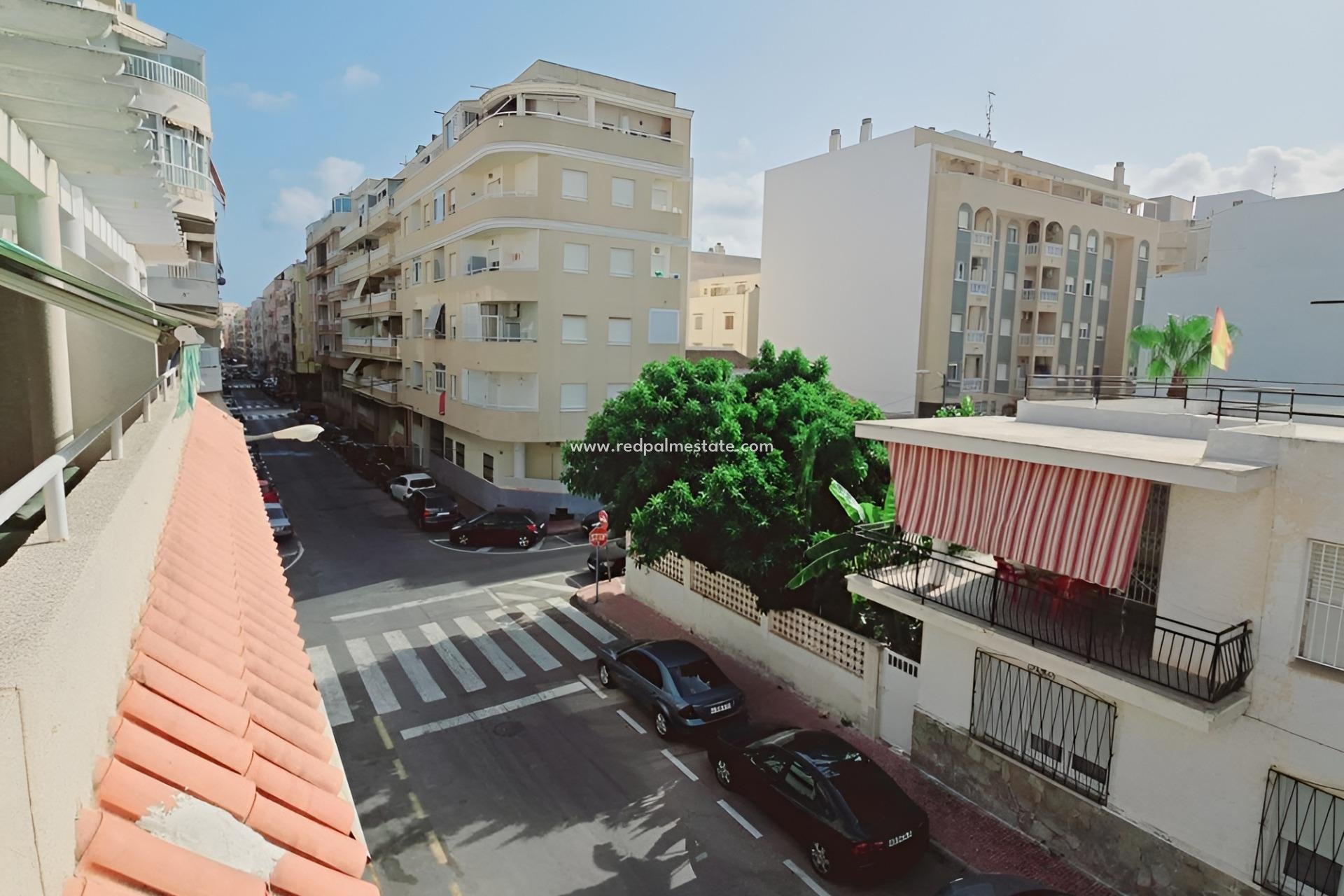 Återförsäljning - Takvåning -
Torrevieja - Playa del Cura