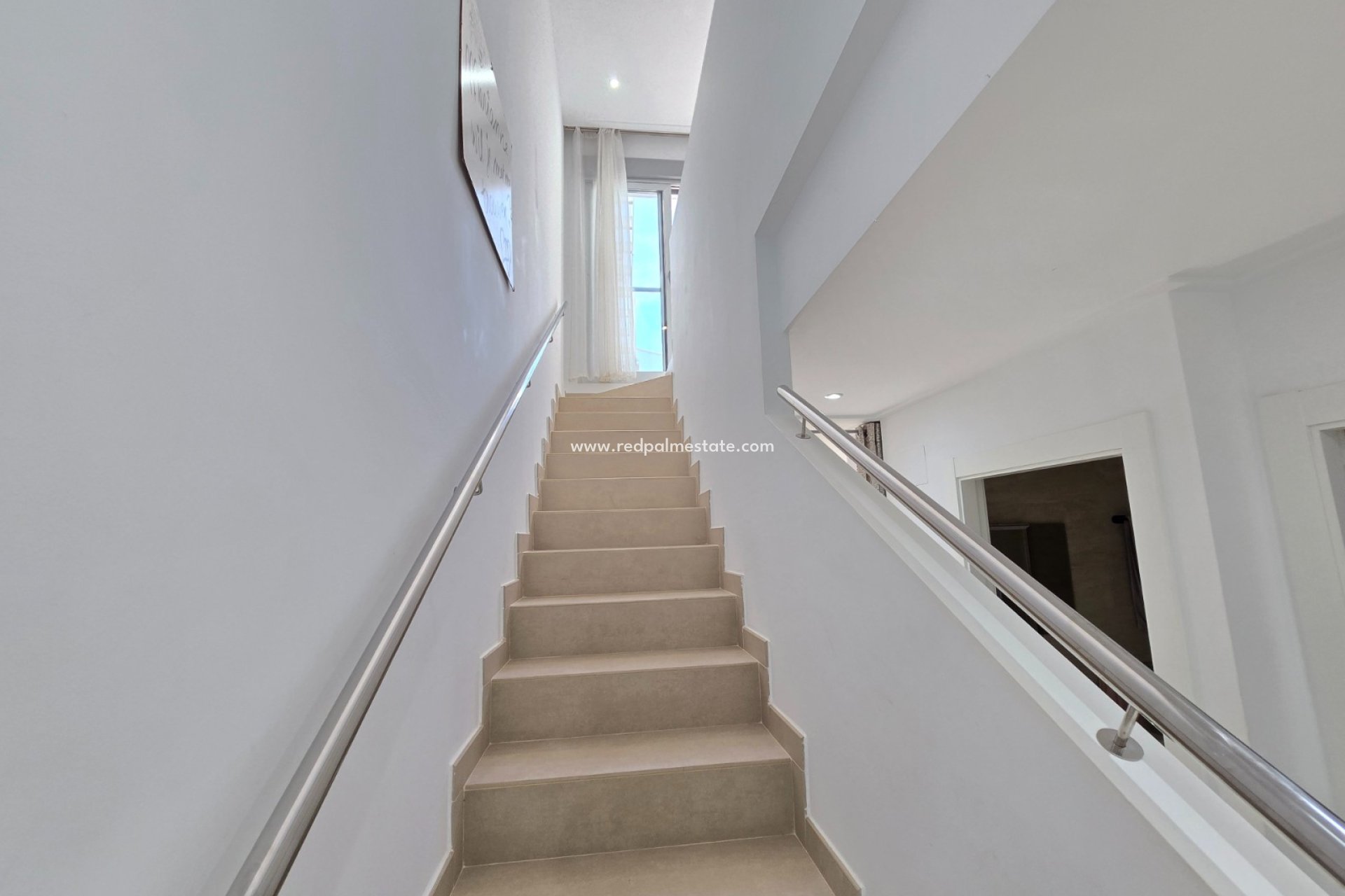 Återförsäljning - Townhouse * -
Ciudad Quesada * - Doña Pepa *