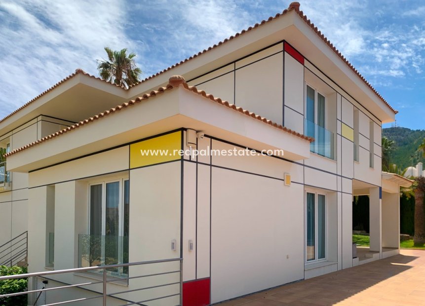 Återförsäljning - Villa -
Albir - Costa Blanca