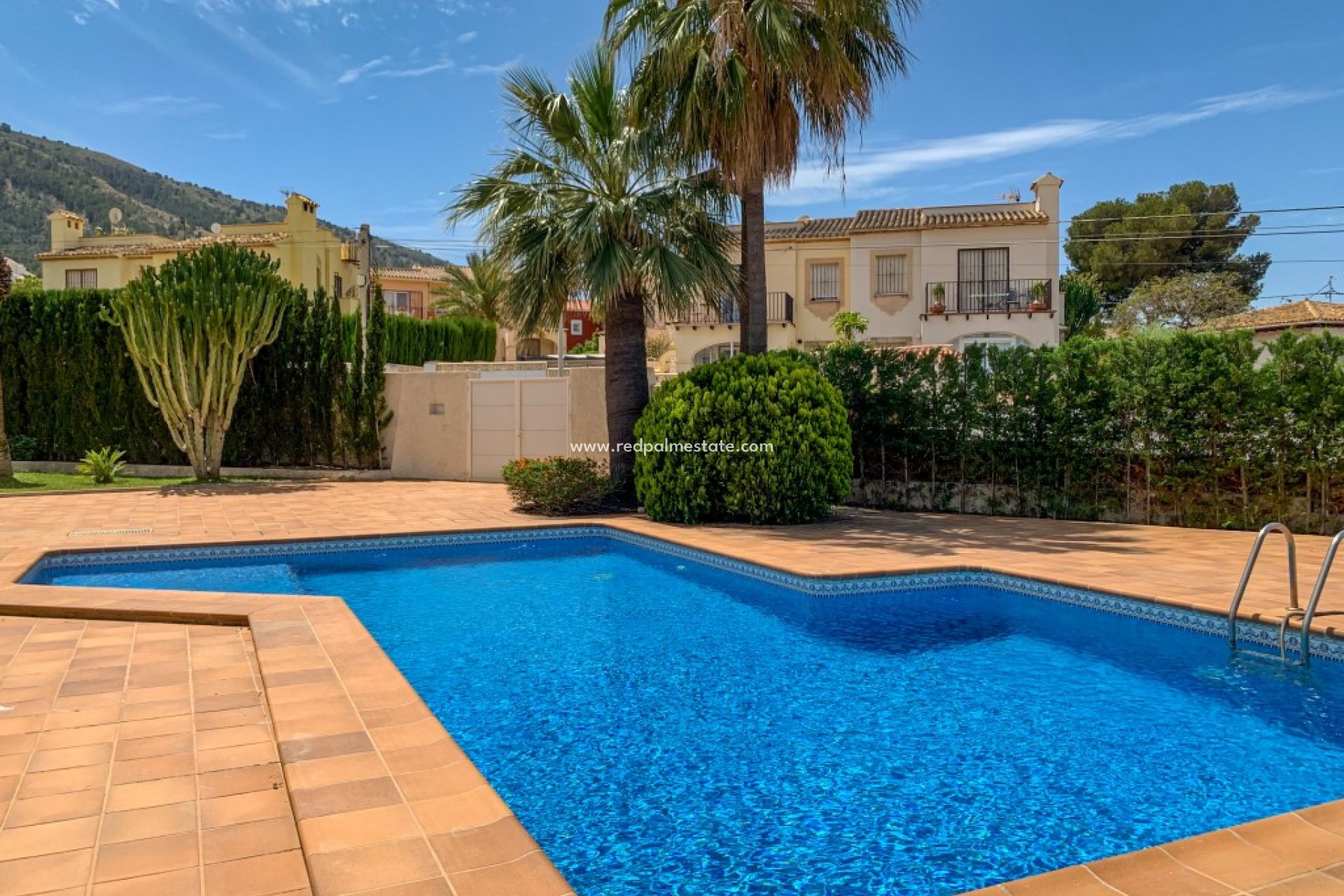 Återförsäljning - Villa -
Albir - Costa Blanca