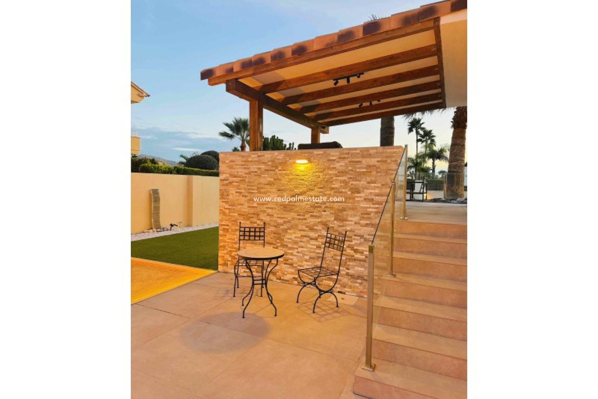 Återförsäljning - Villa -
Alfas del Pi - Costa Blanca