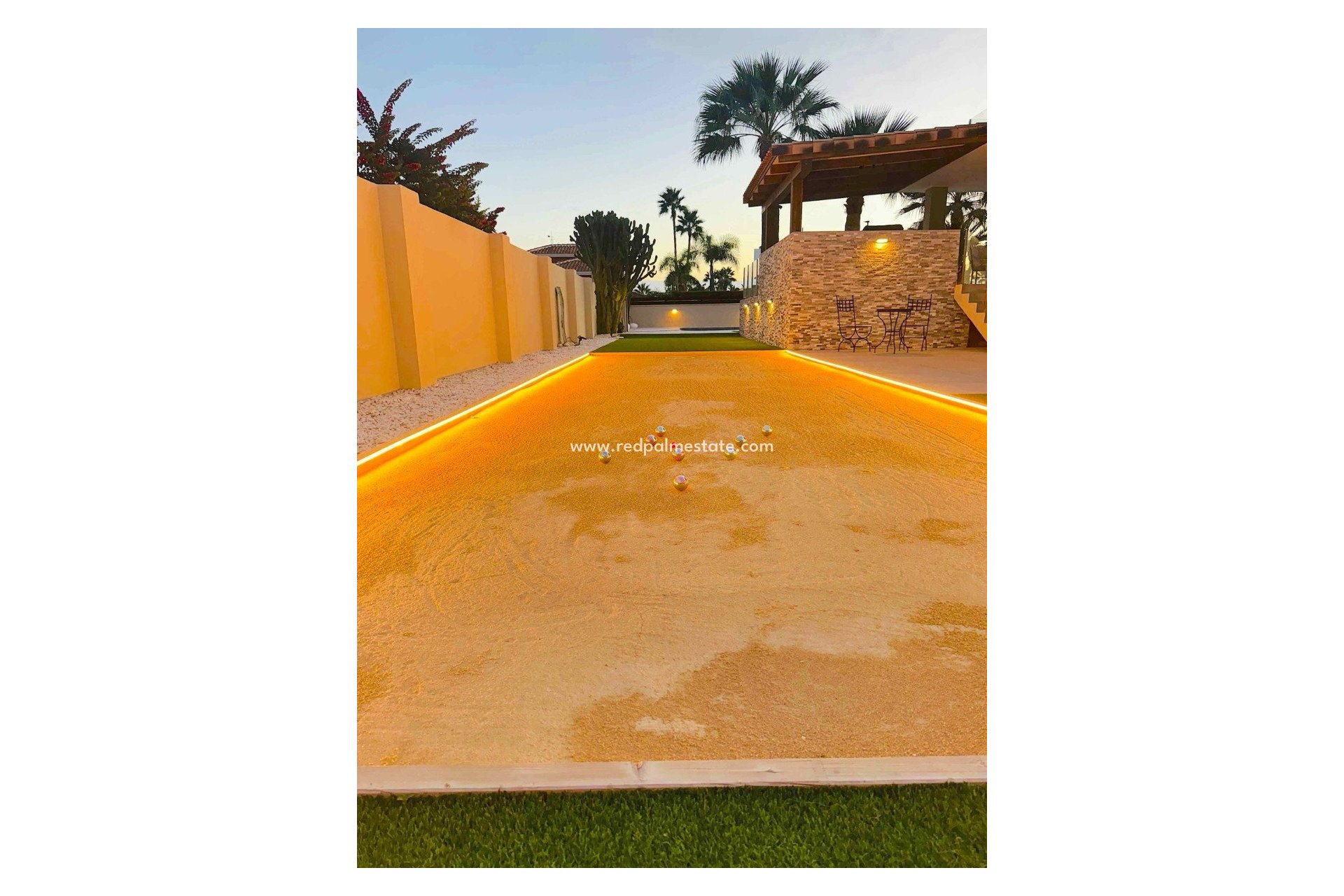 Återförsäljning - Villa -
Alfas del Pi - Costa Blanca