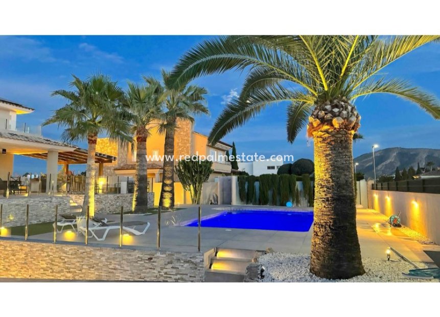 Återförsäljning - Villa -
Alfas del Pi - Costa Blanca