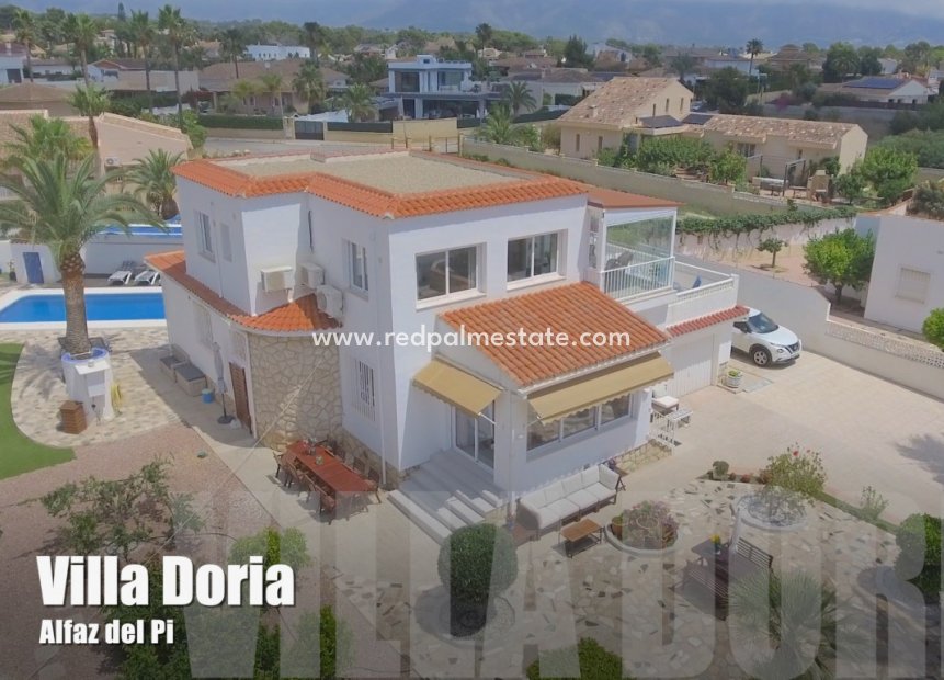 Återförsäljning - Villa -
Alfas del Pí