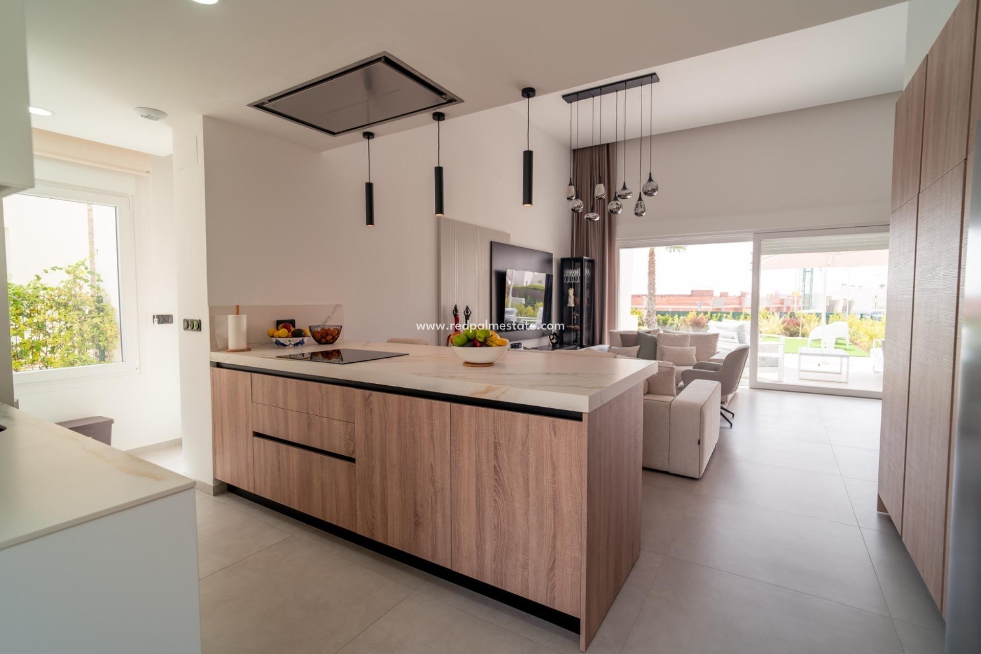 Återförsäljning - Villa -
Algorfa - Comunidad valenciana