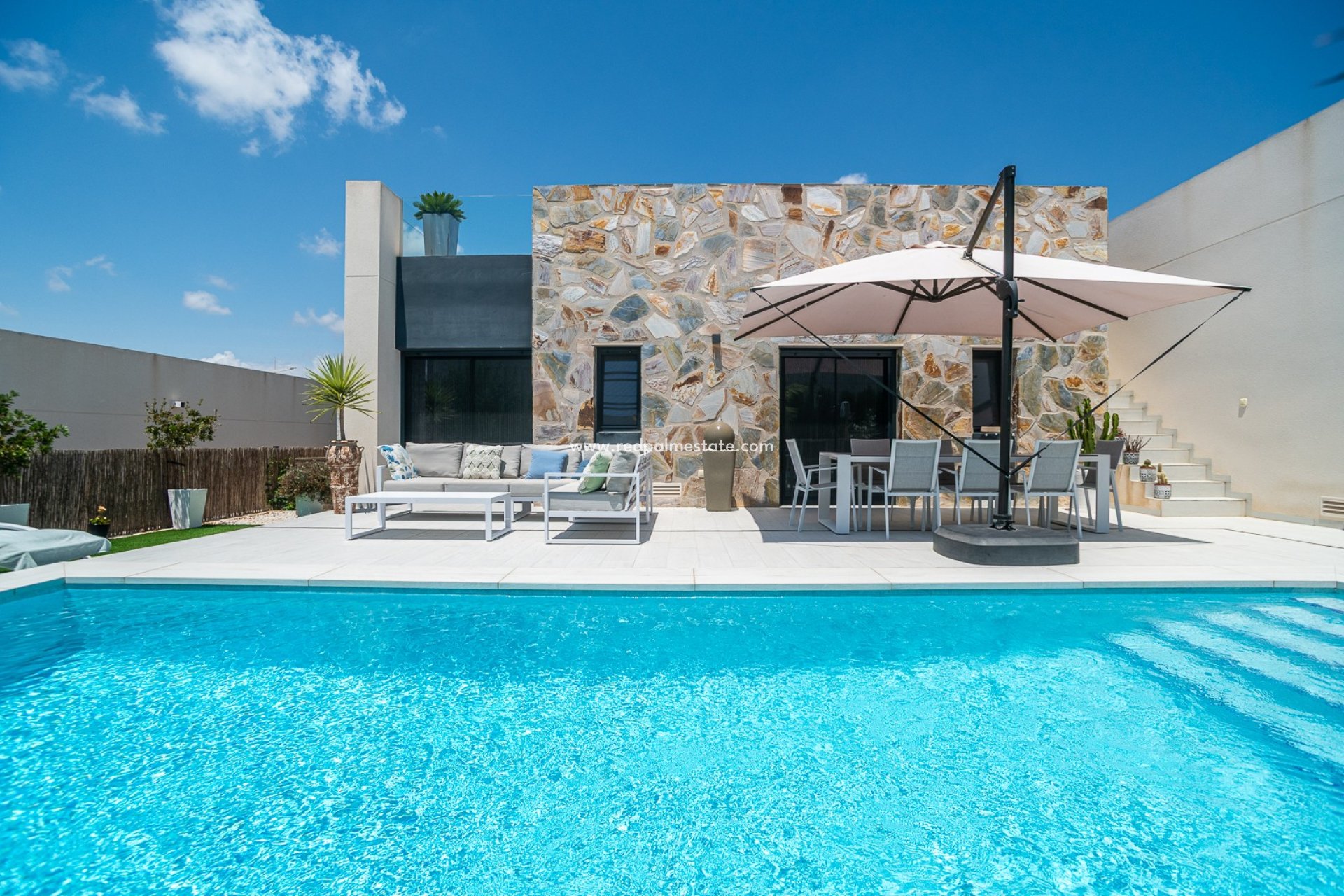 Återförsäljning - Villa -
Algorfa - Inland